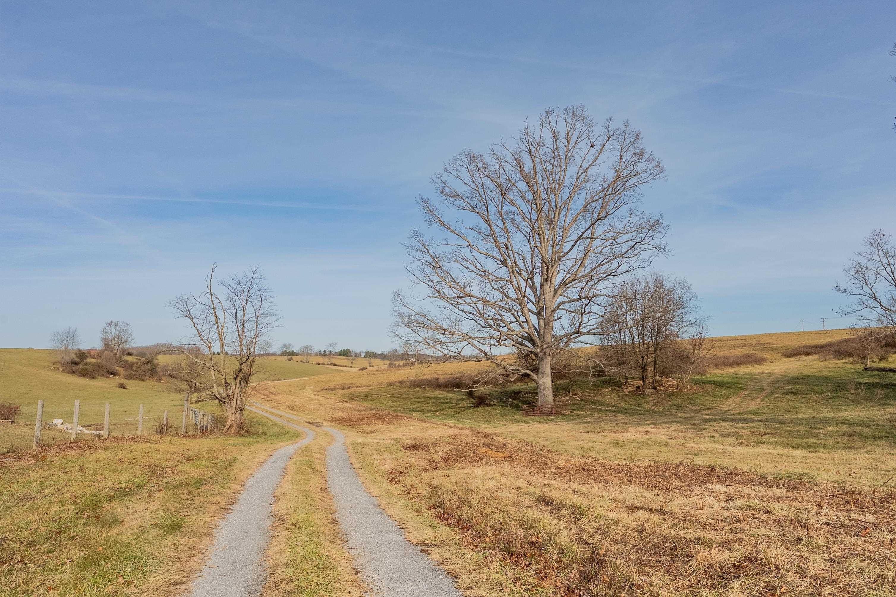 4933 Lee Highway Dublin VA 24084