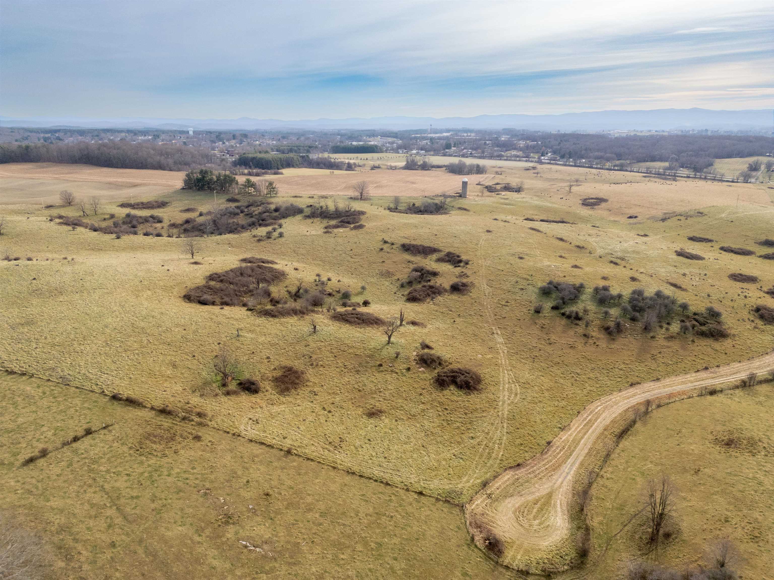 4933 Lee Highway Dublin VA 24084