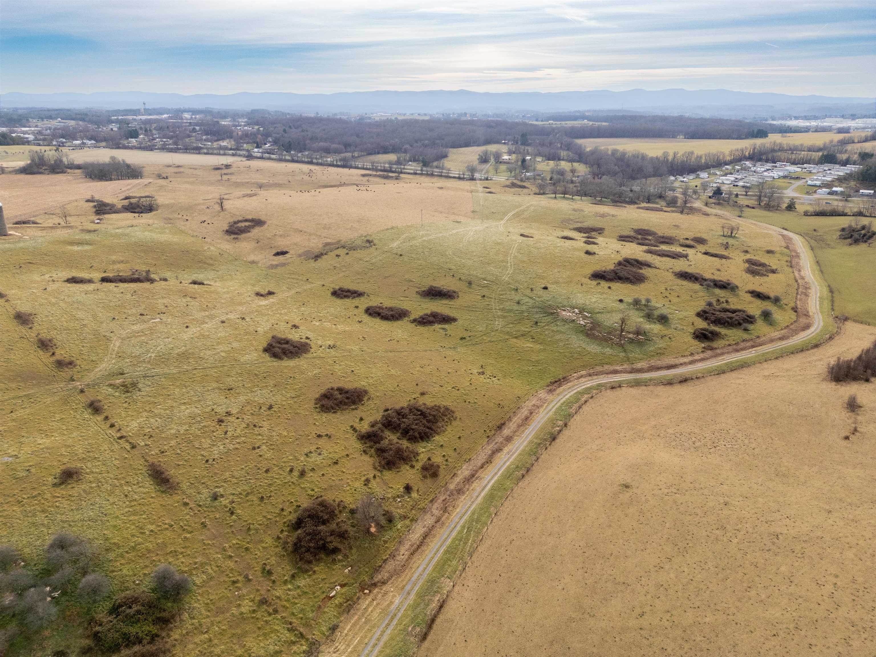 4933 Lee Highway Dublin VA 24084