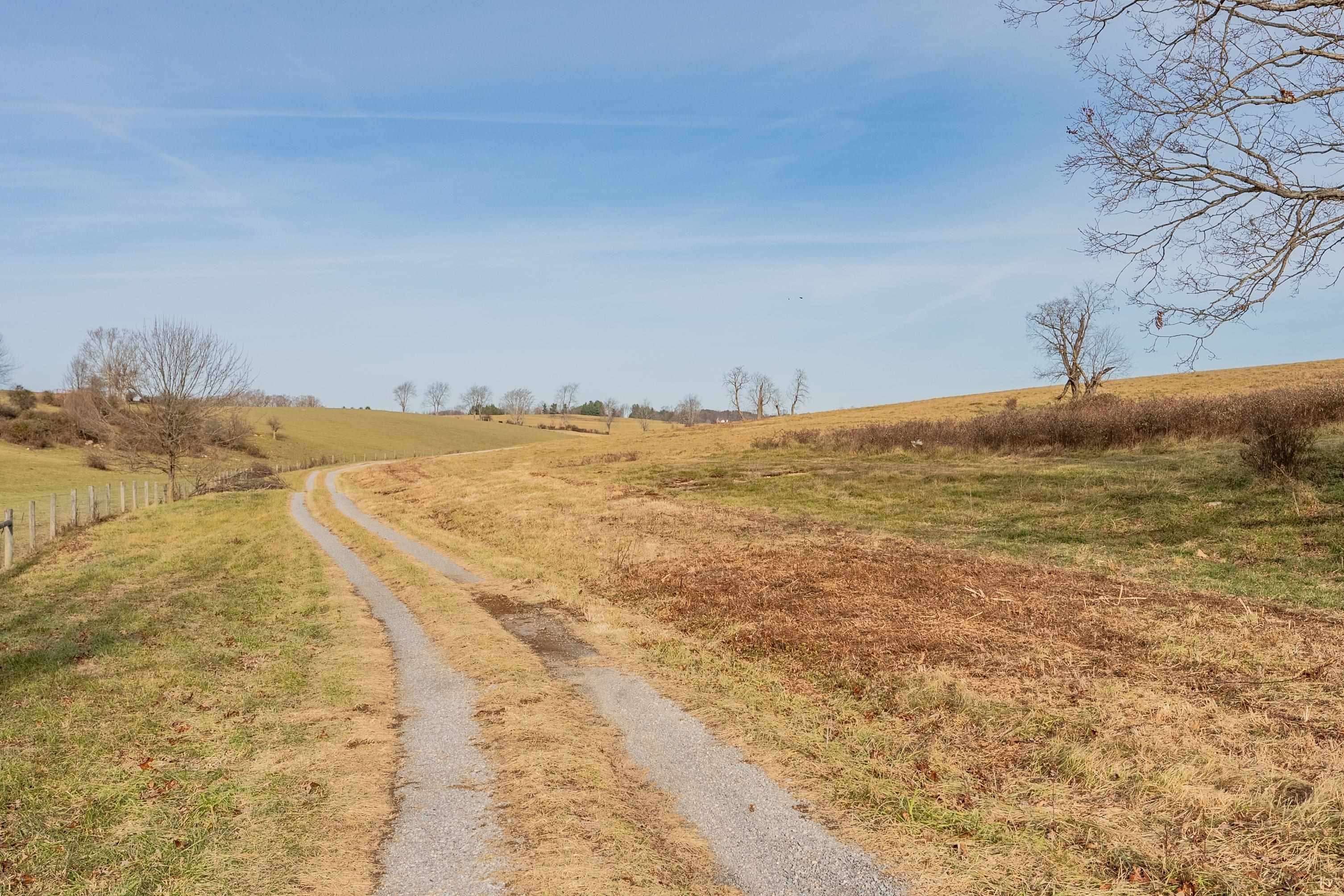 4933 Lee Highway Dublin VA 24084