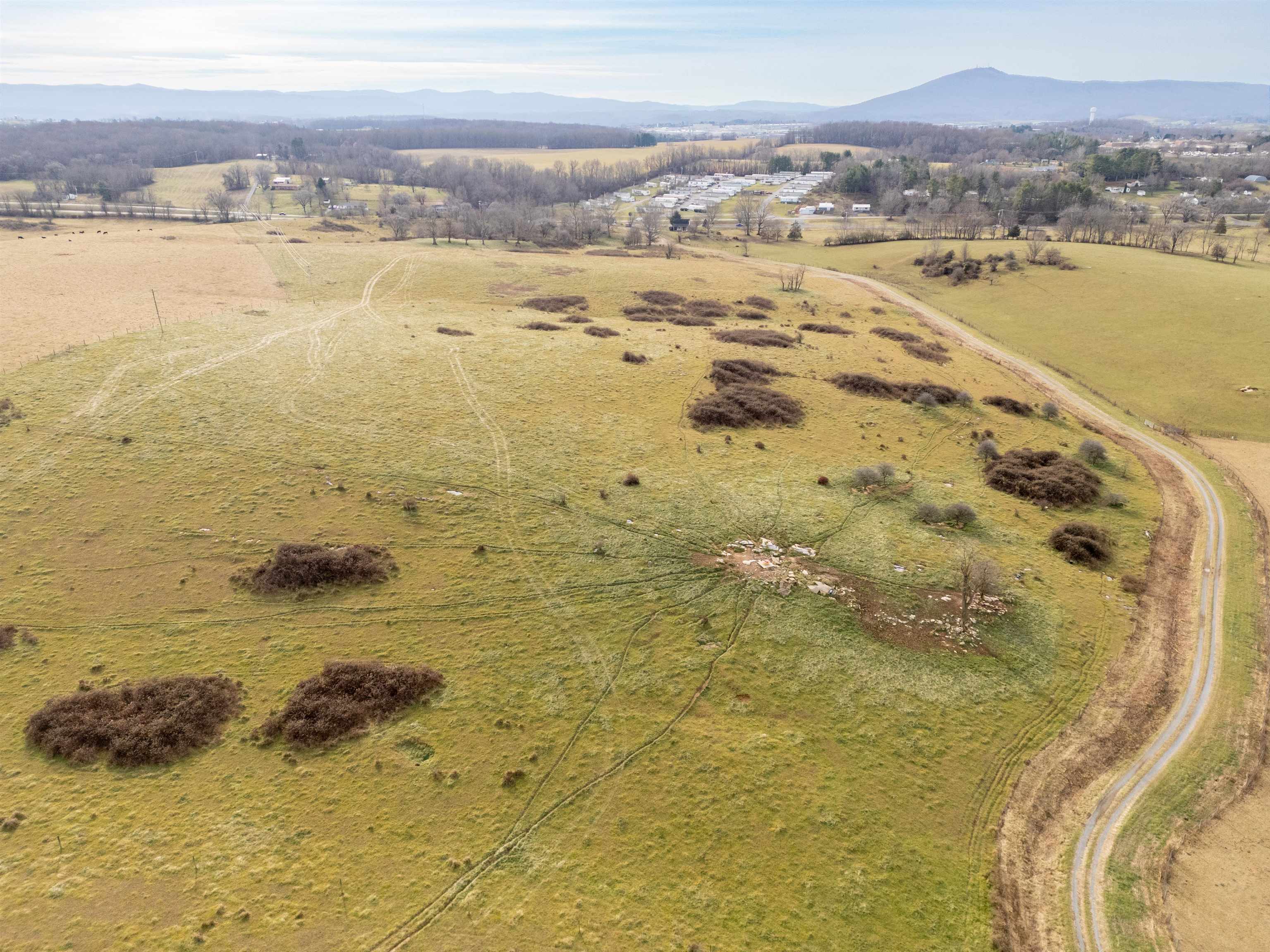 4933 Lee Highway Dublin VA 24084