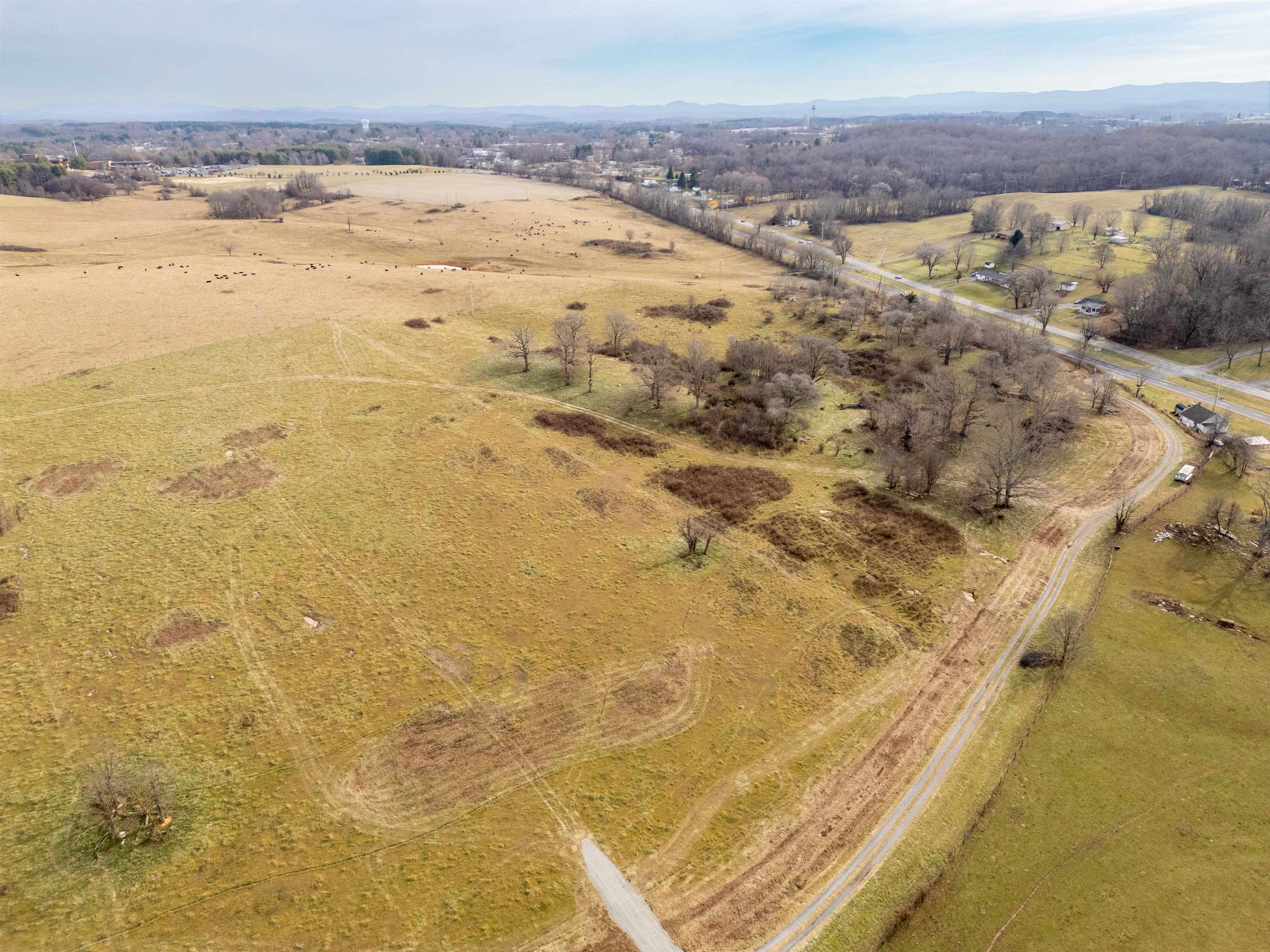 4933 Lee Highway Dublin VA 24084