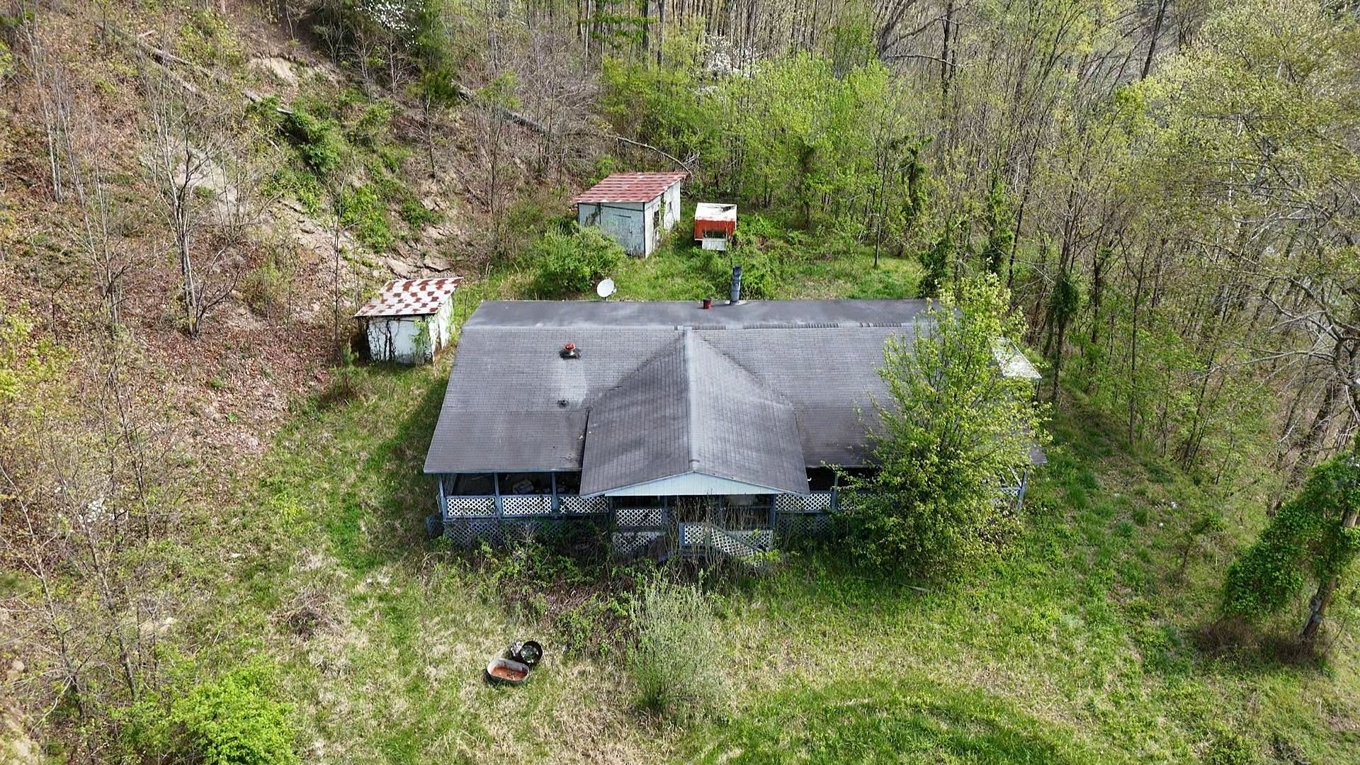 318 Lost Road Richlands VA 24641
