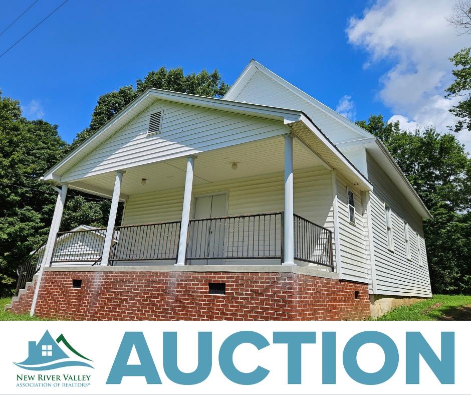 1227 Macks Mtn Road NW Indian Valley VA 24105