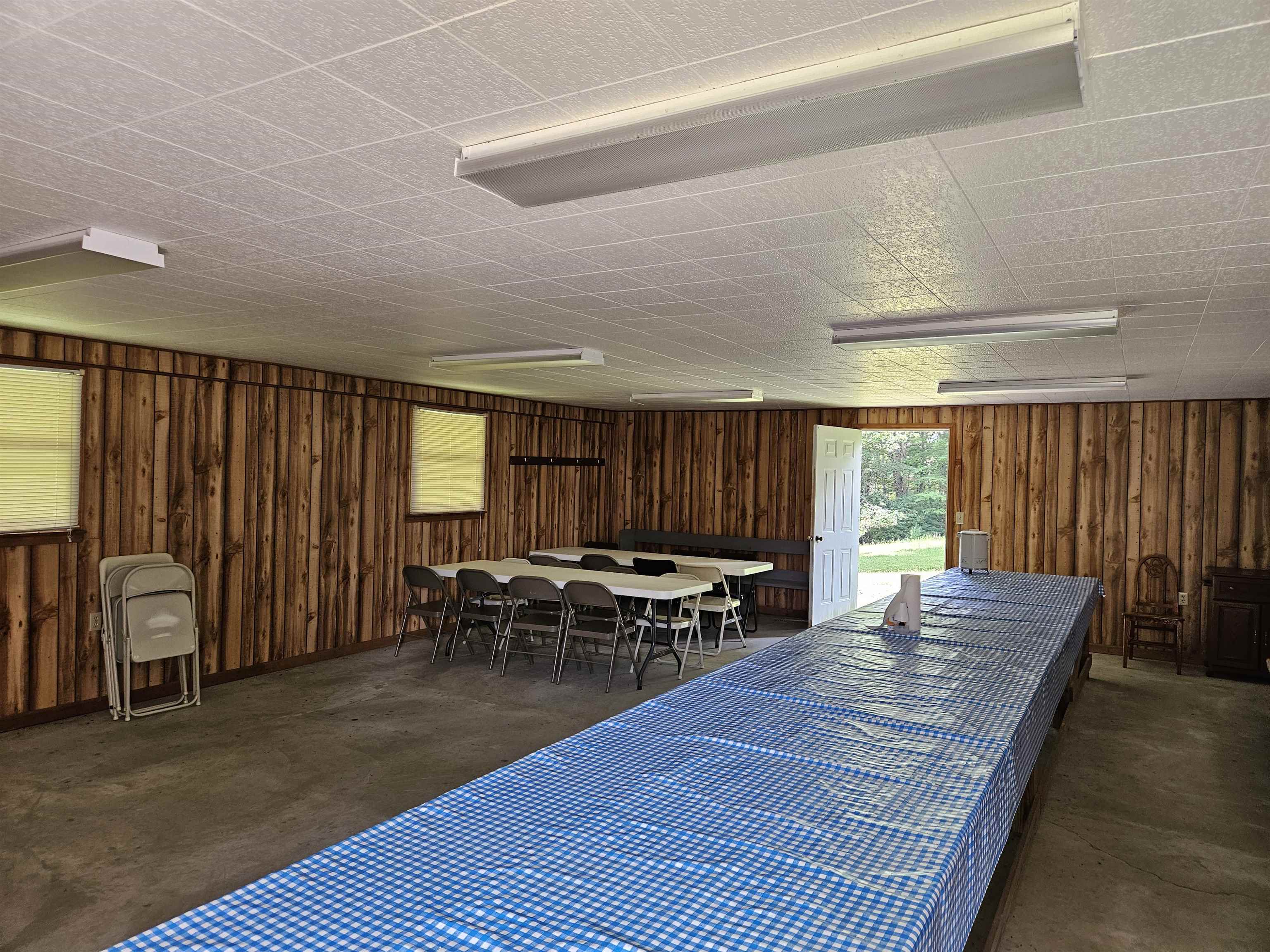 1227 Macks Mtn Road NW Indian Valley VA 24105