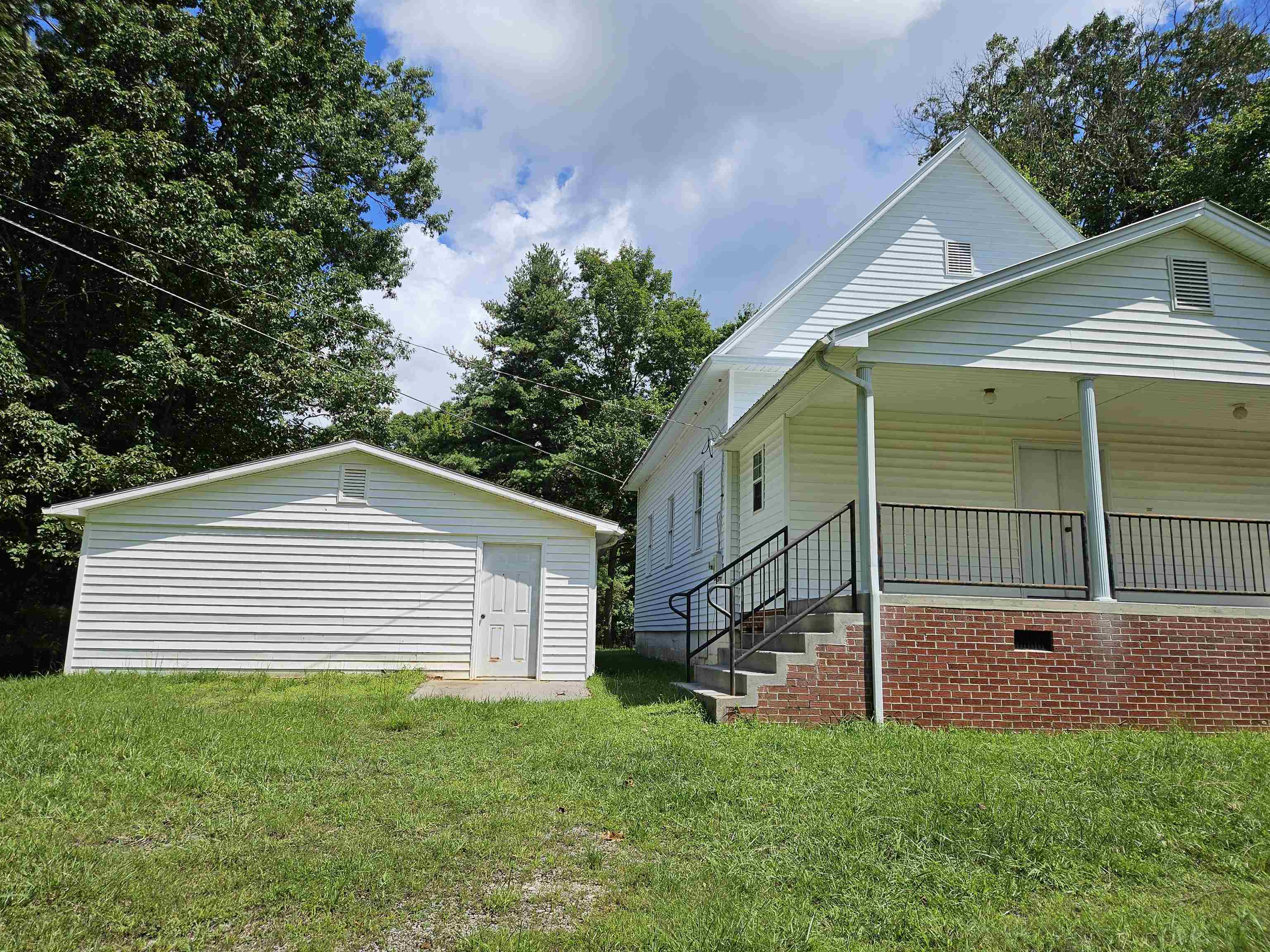 1227 Macks Mtn Road NW Indian Valley VA 24105