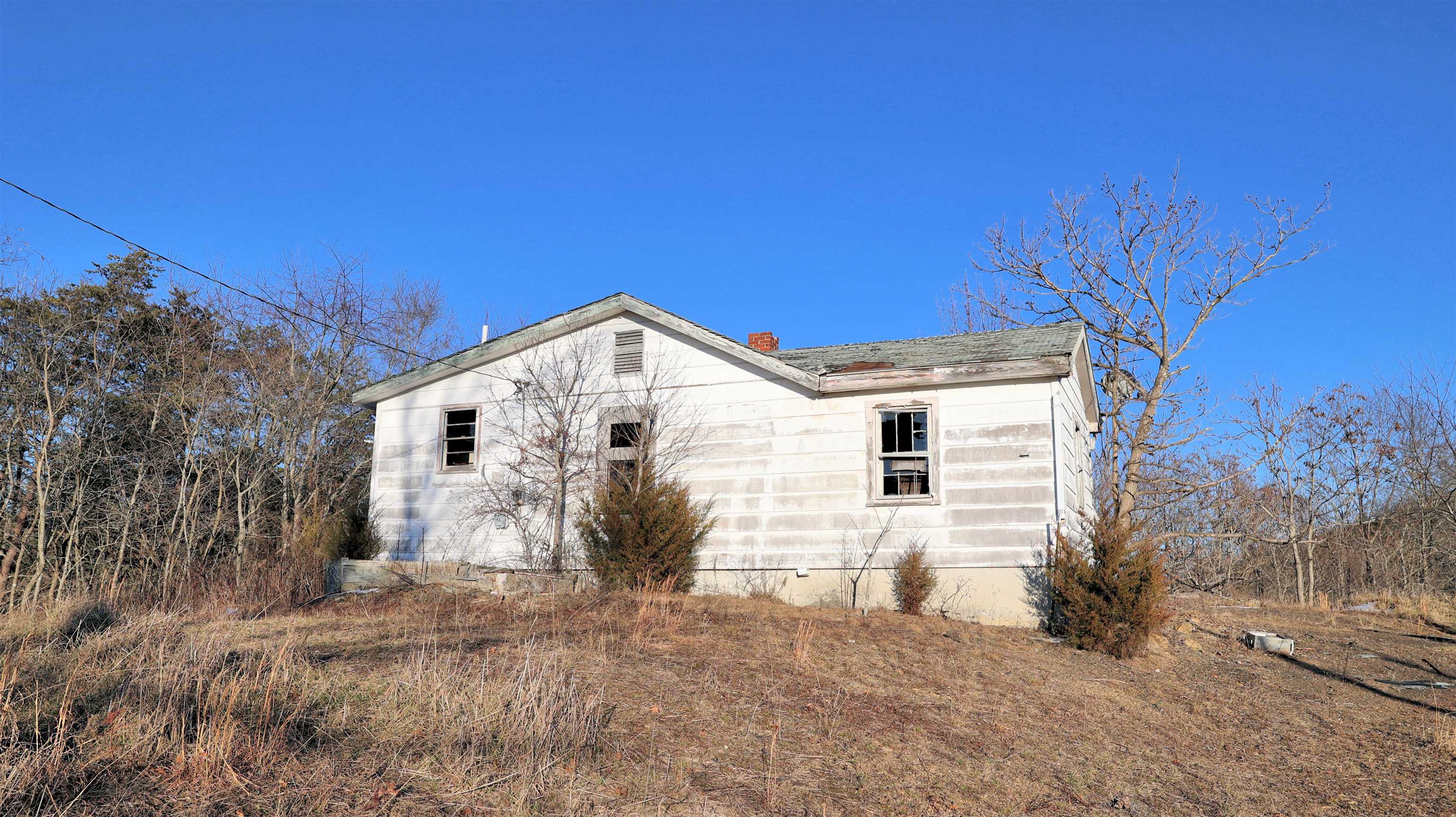 903 E Rock Road Radford VA 24141