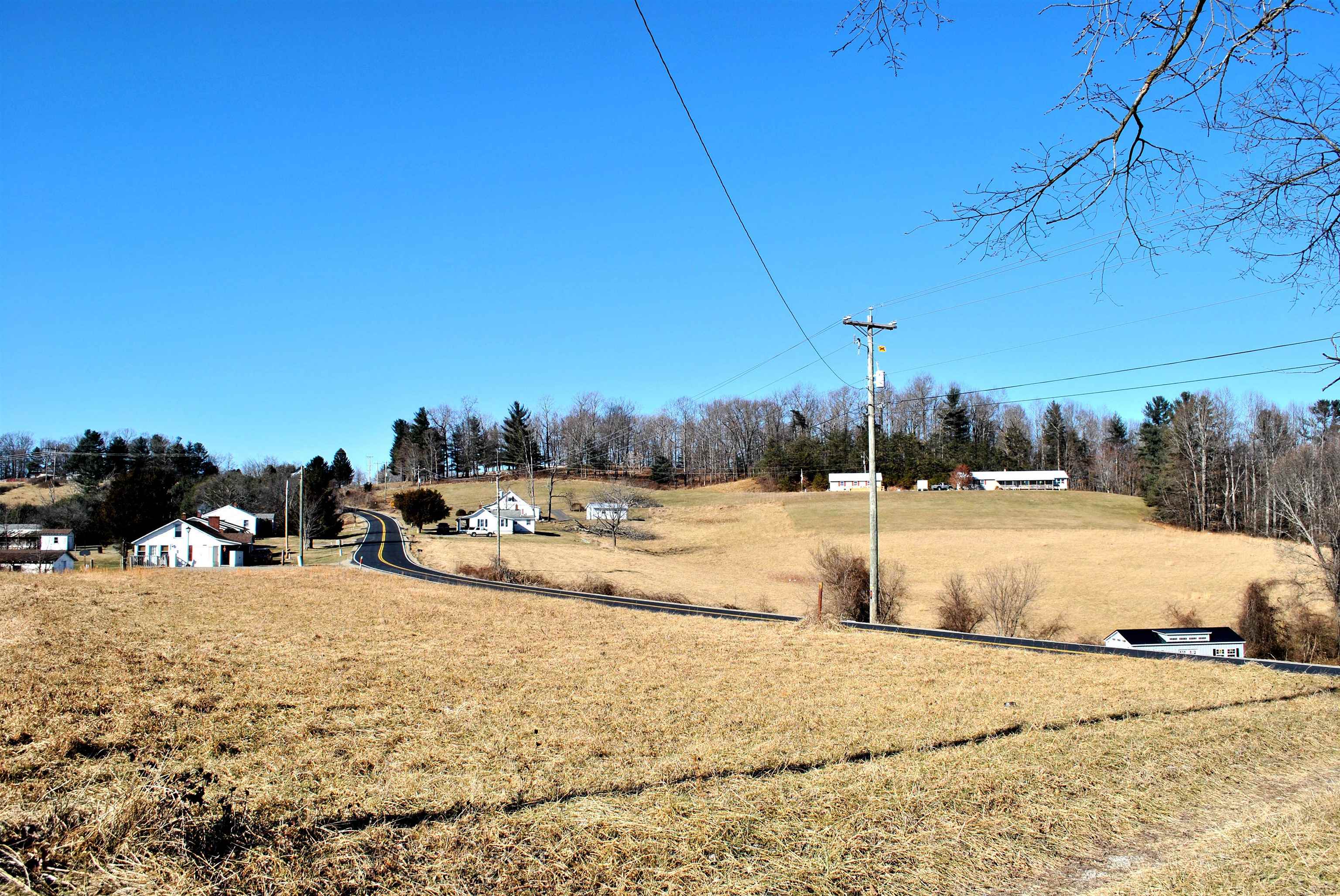 313 Airport Road Hillsville VA 24343