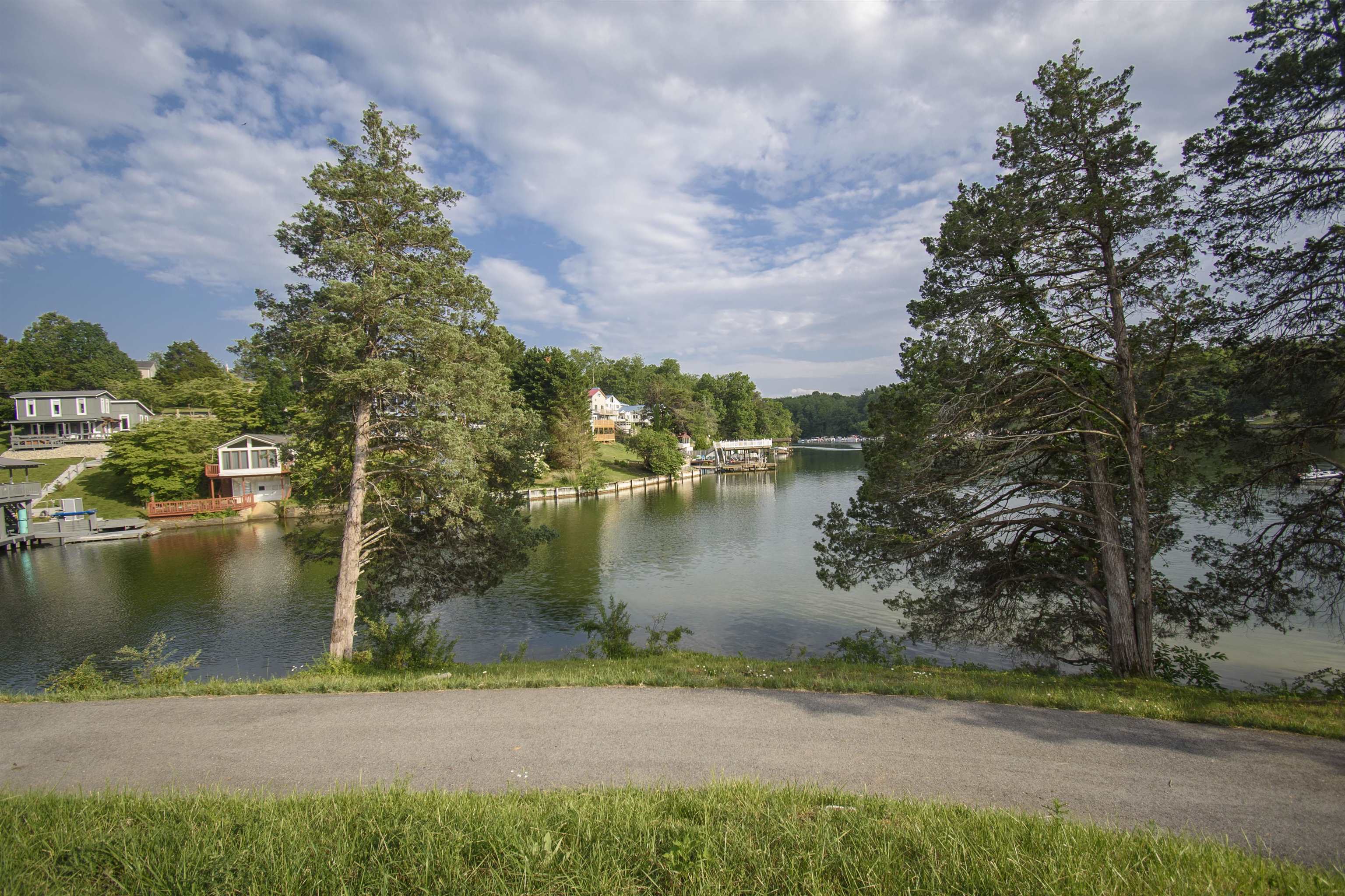 Tbd Tanager Lot 14 Cove Dublin VA 24084