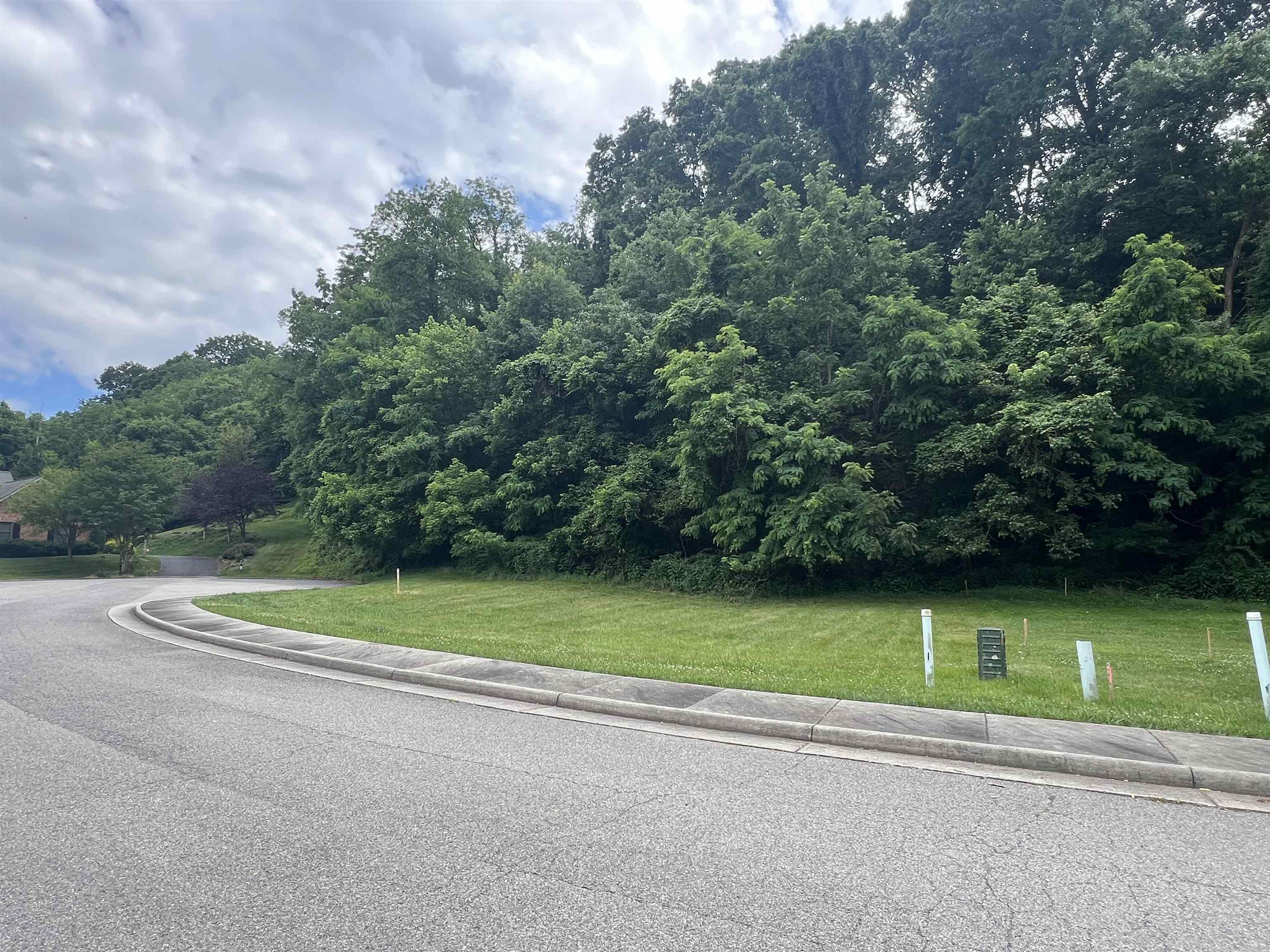 8331 Sawgrass Way Radford VA 24141