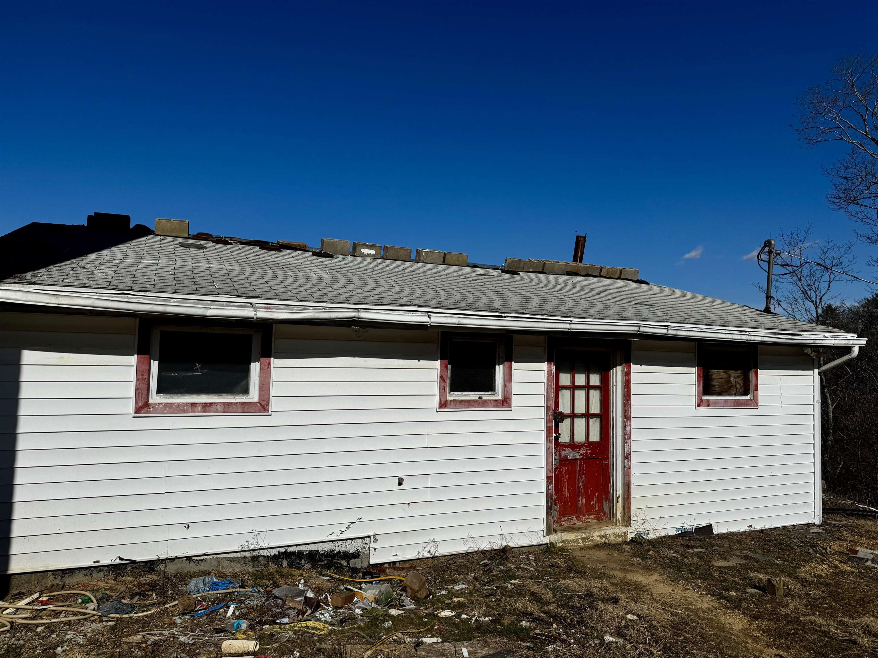 5588 Nunn Hollow Road Hiwassee VA 24347