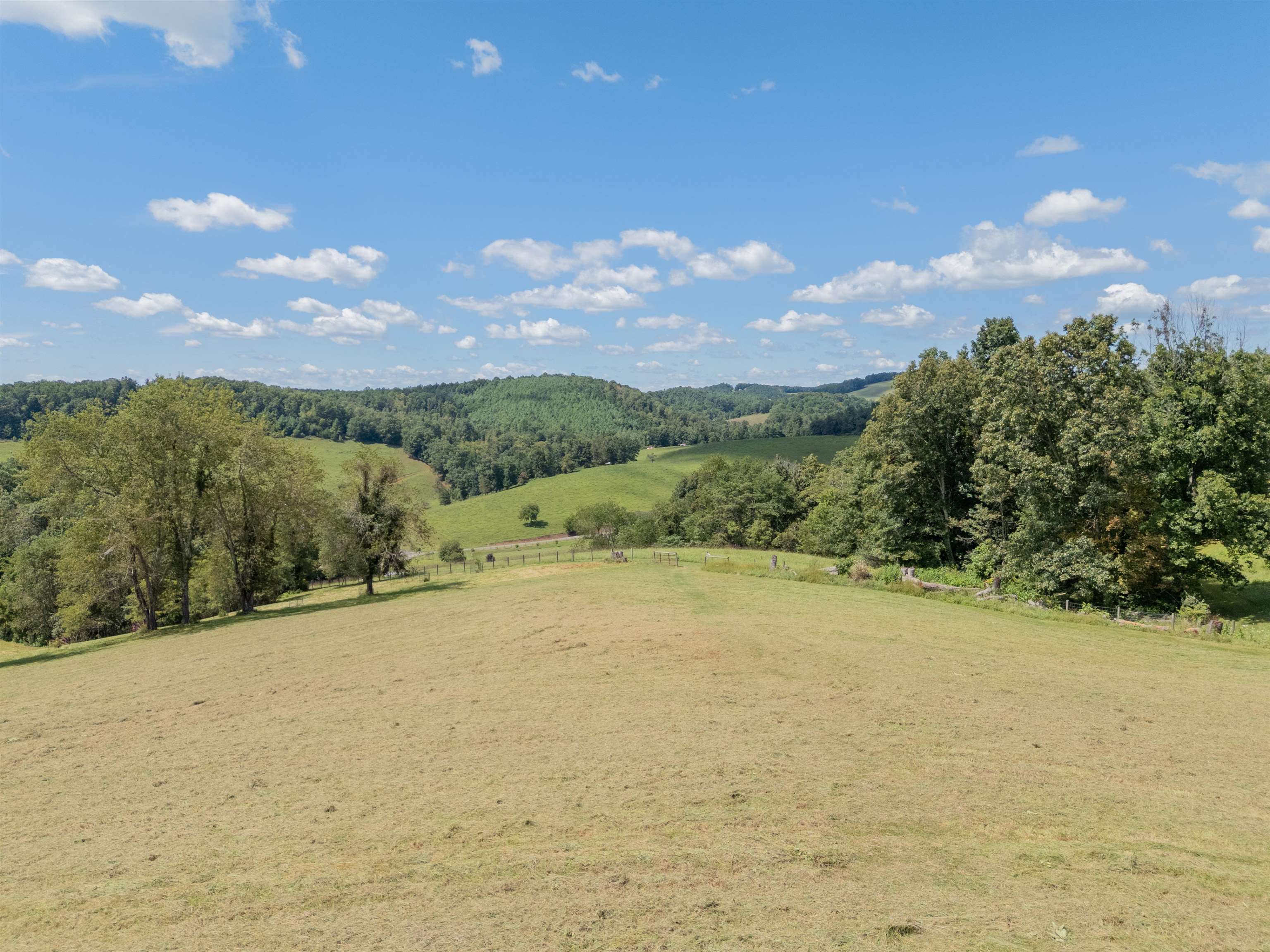 Lot 23 Crown Lane Hillsville VA 24343