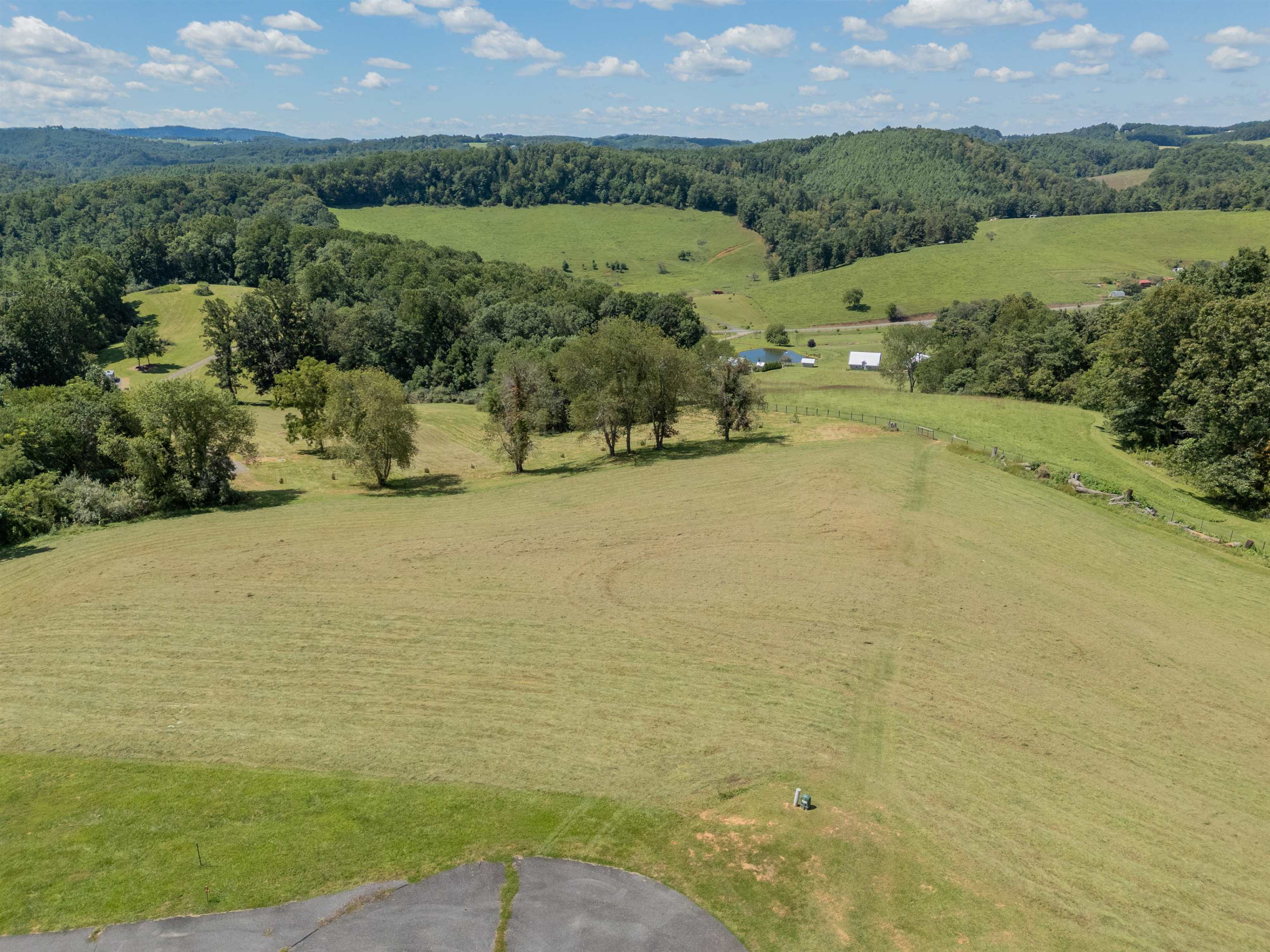 Lot 23 Crown Lane Hillsville VA 24343