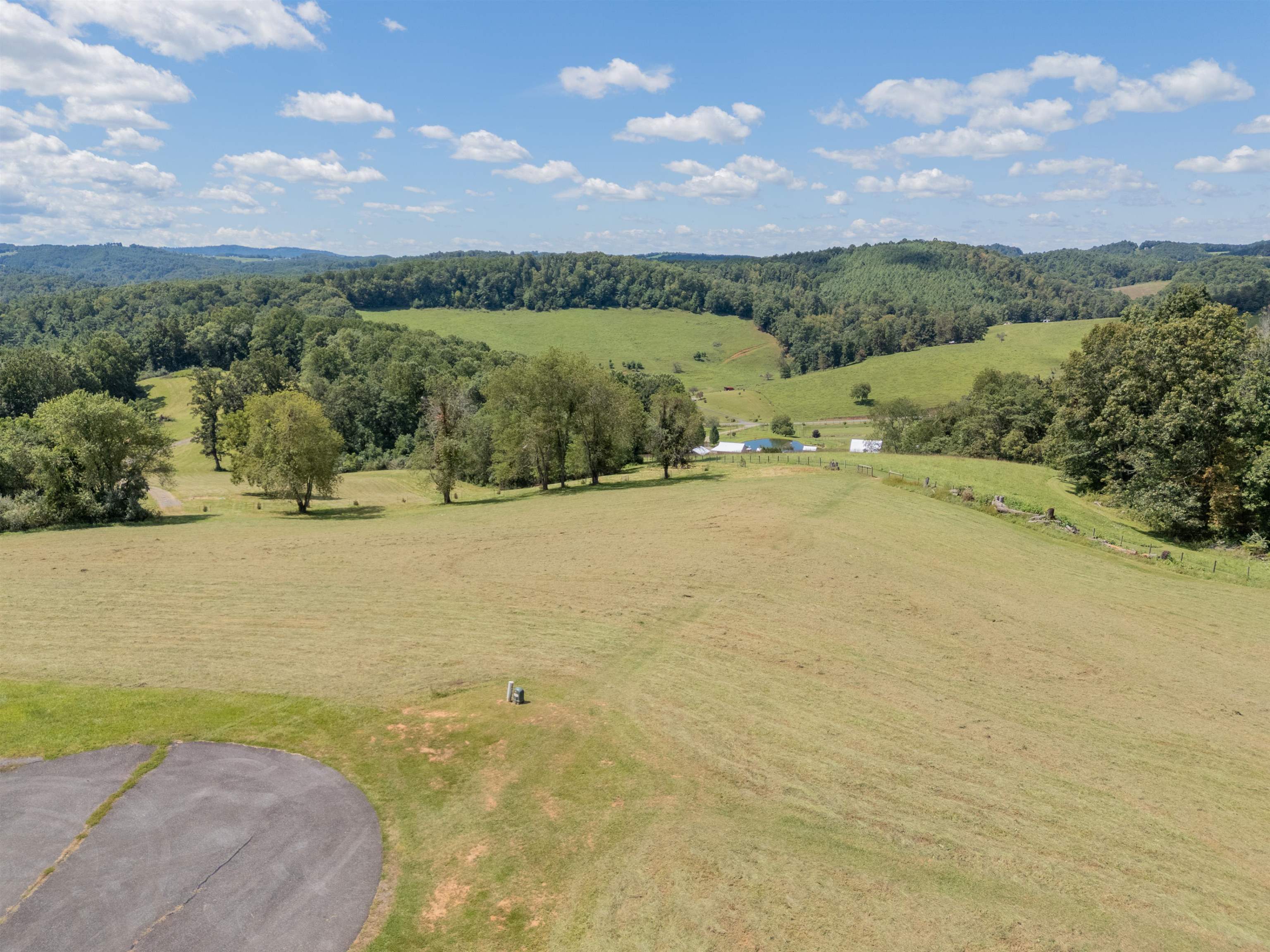 Lot 23 Crown Lane Hillsville VA 24343