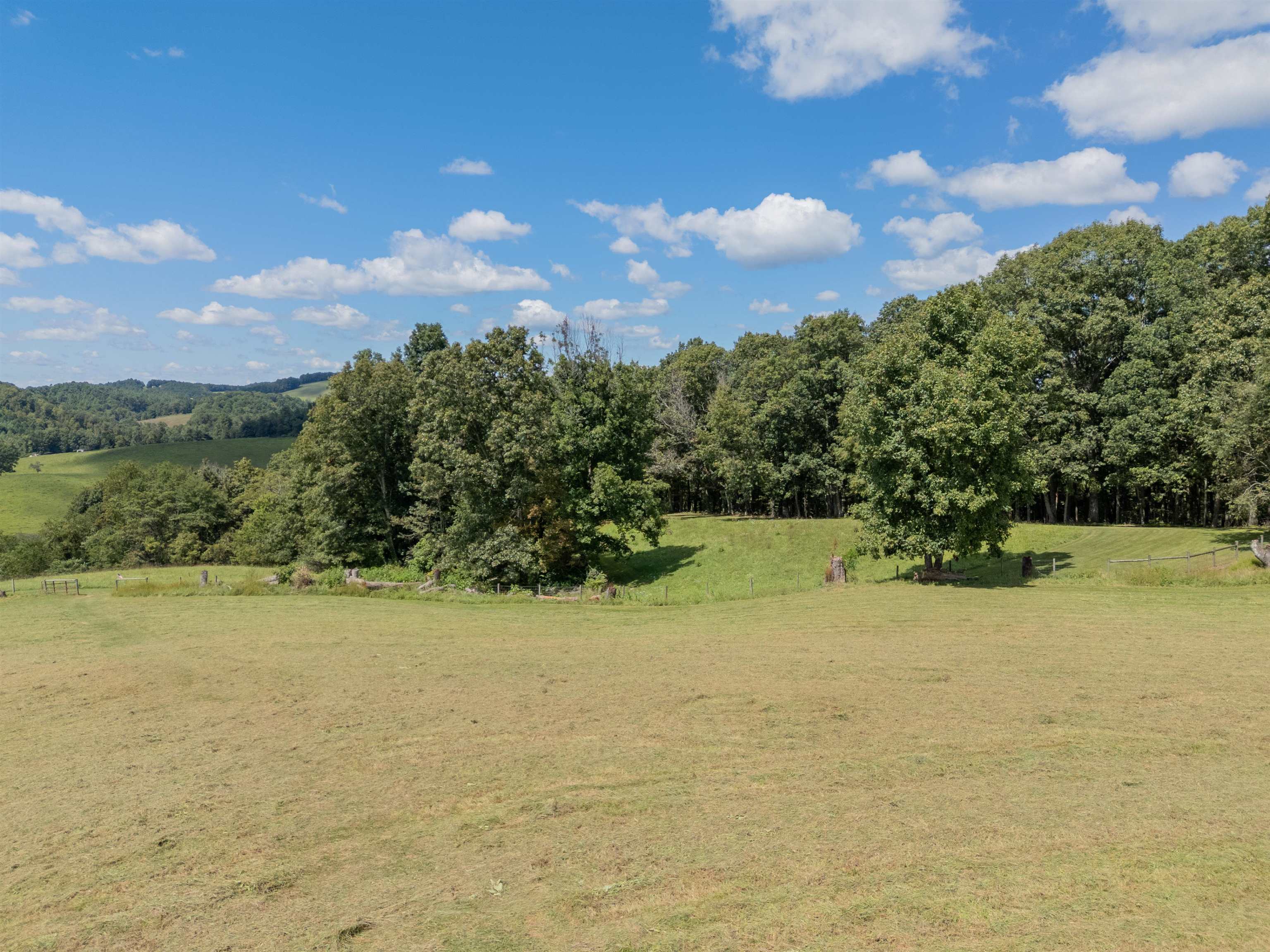 Lot 23 Crown Lane Hillsville VA 24343