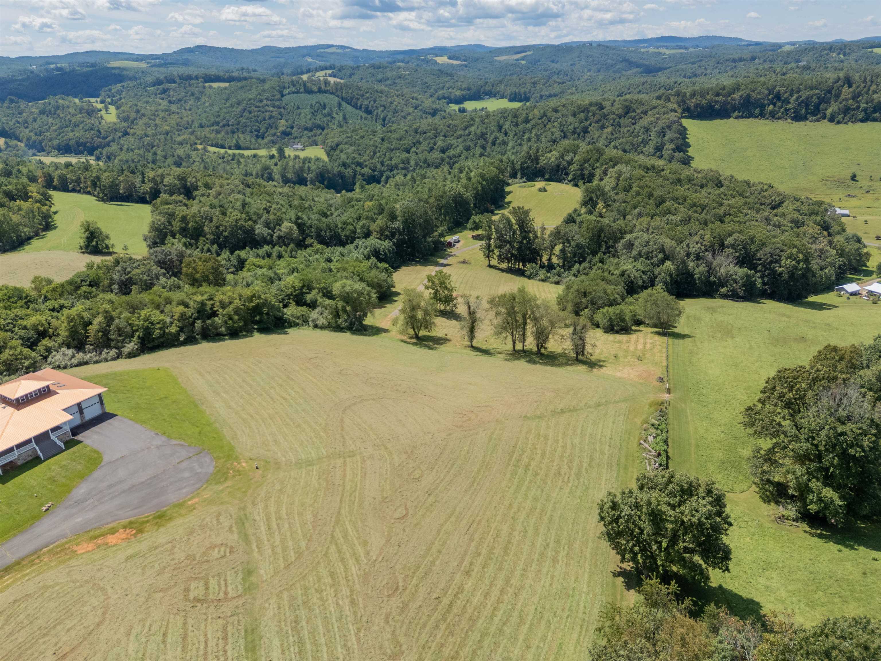 Lot 23 Crown Lane Hillsville VA 24343