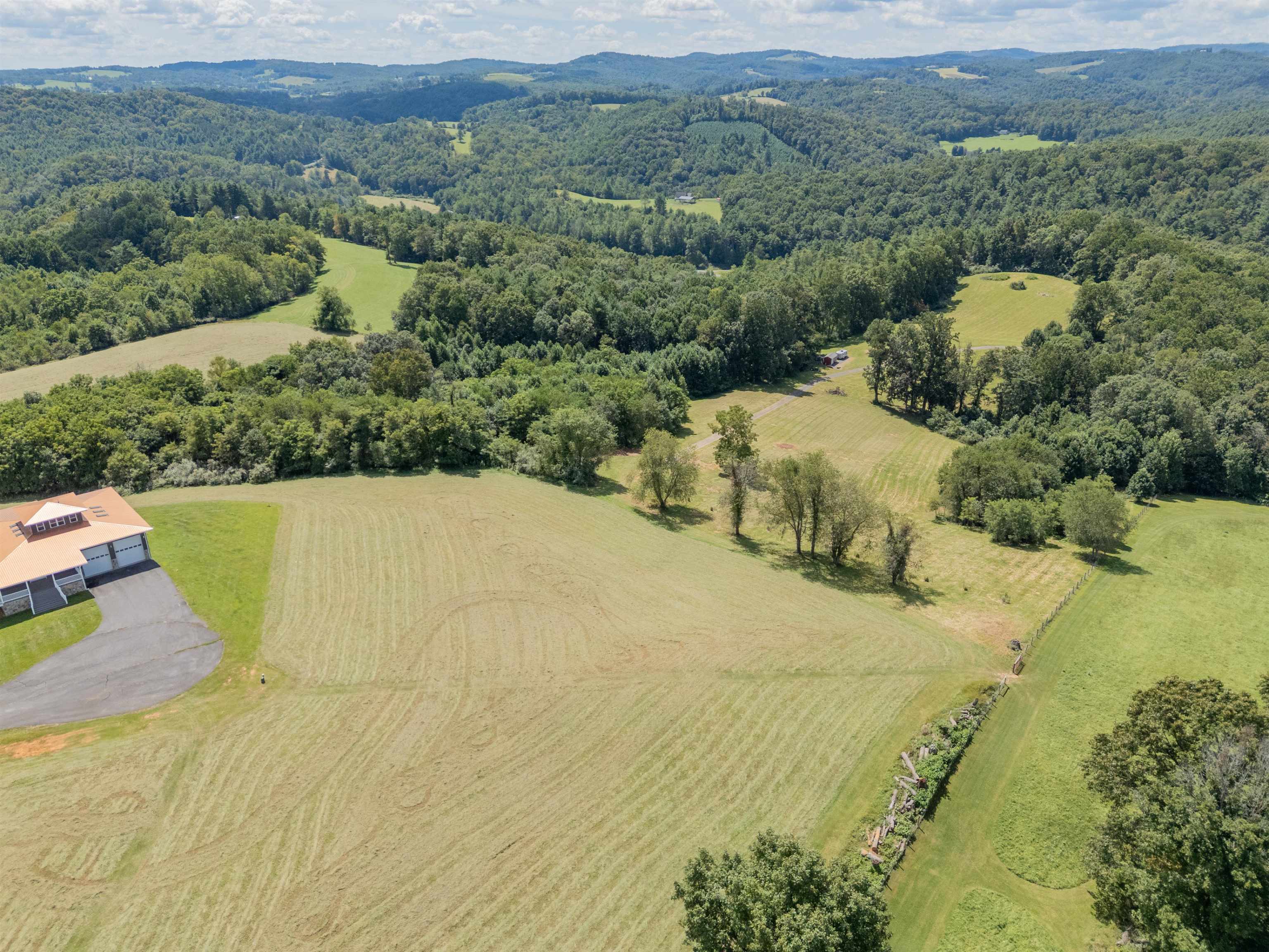 Lot 23 Crown Lane Hillsville VA 24343