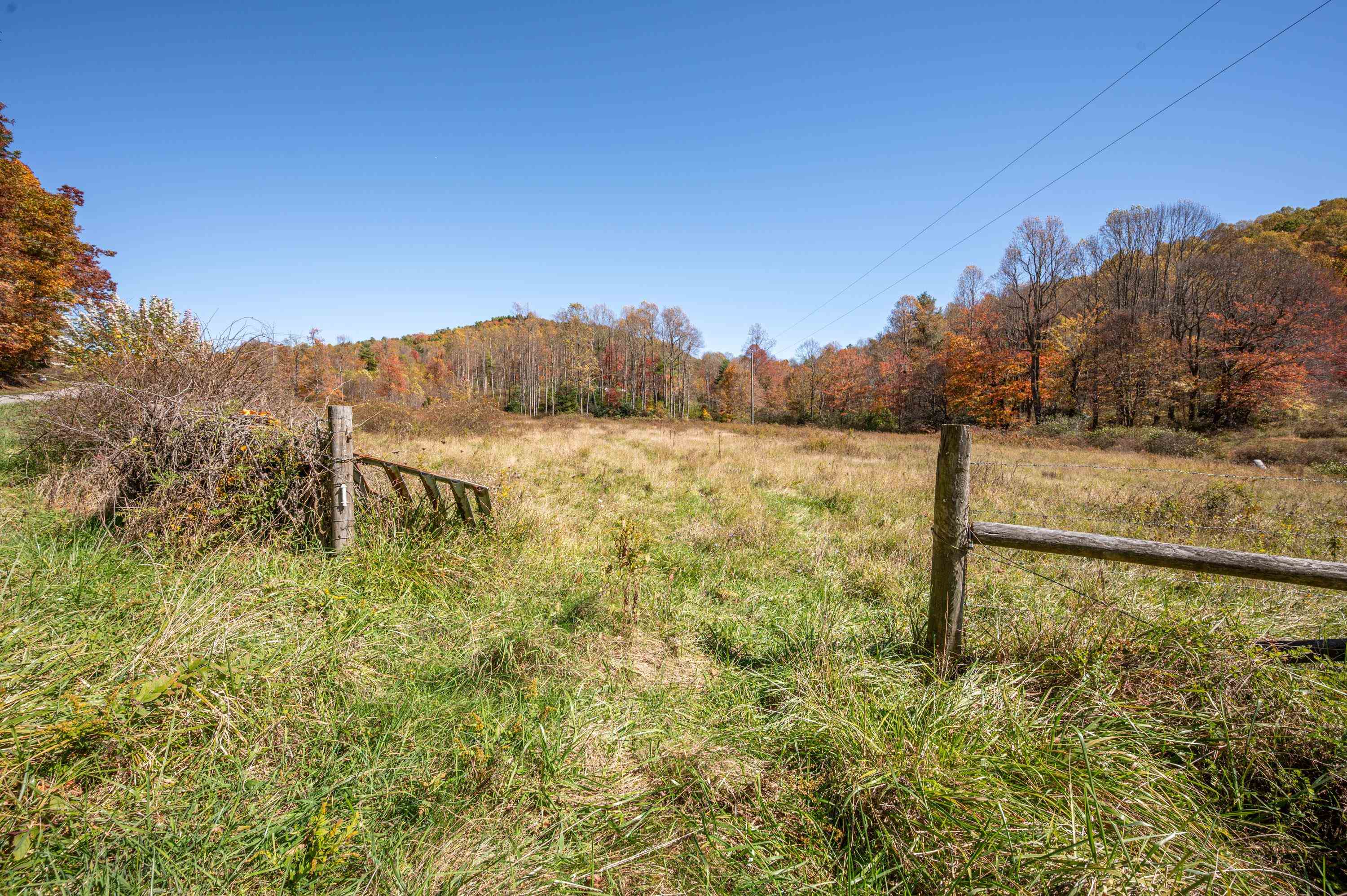 971 Phadettia Road Willis VA 24380