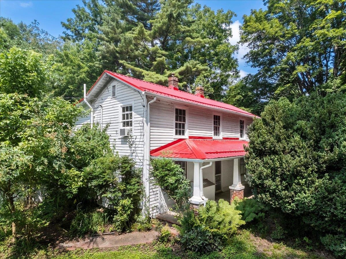 6834 And 6840 Ferrell Road Belspring VA 24058