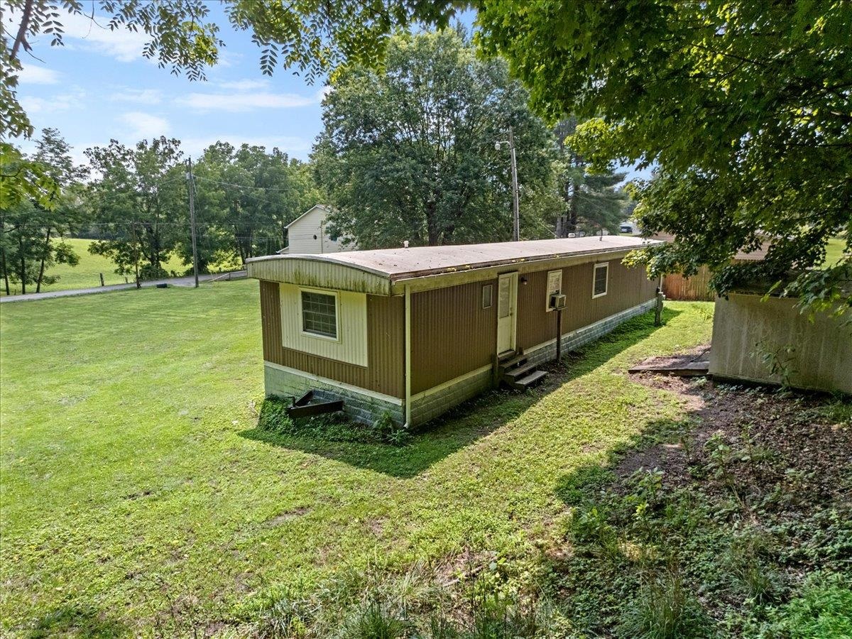 6834 And 6840 Ferrell Road Belspring VA 24058