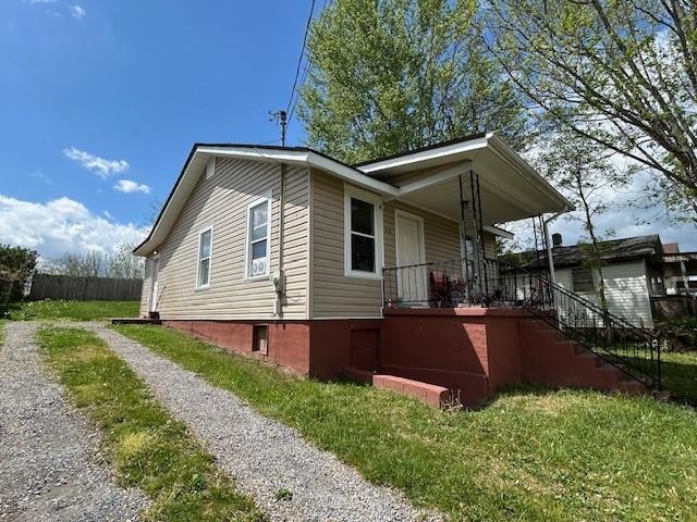 59,204,218,546 Bertha And Bunts Street Pulaski VA 24301