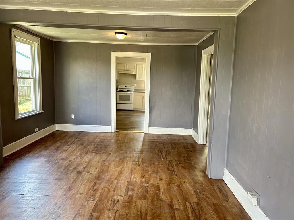 59,204,218,546 Bertha And Bunts Street Pulaski VA 24301