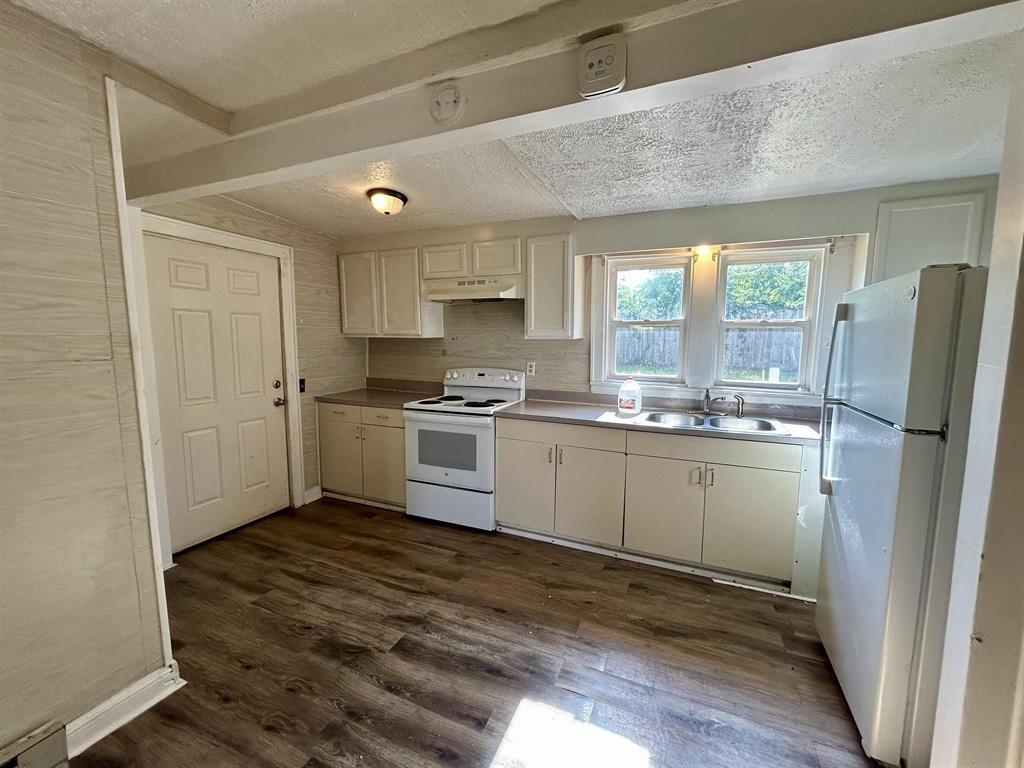 59,204,218,546 Bertha And Bunts Street Pulaski VA 24301