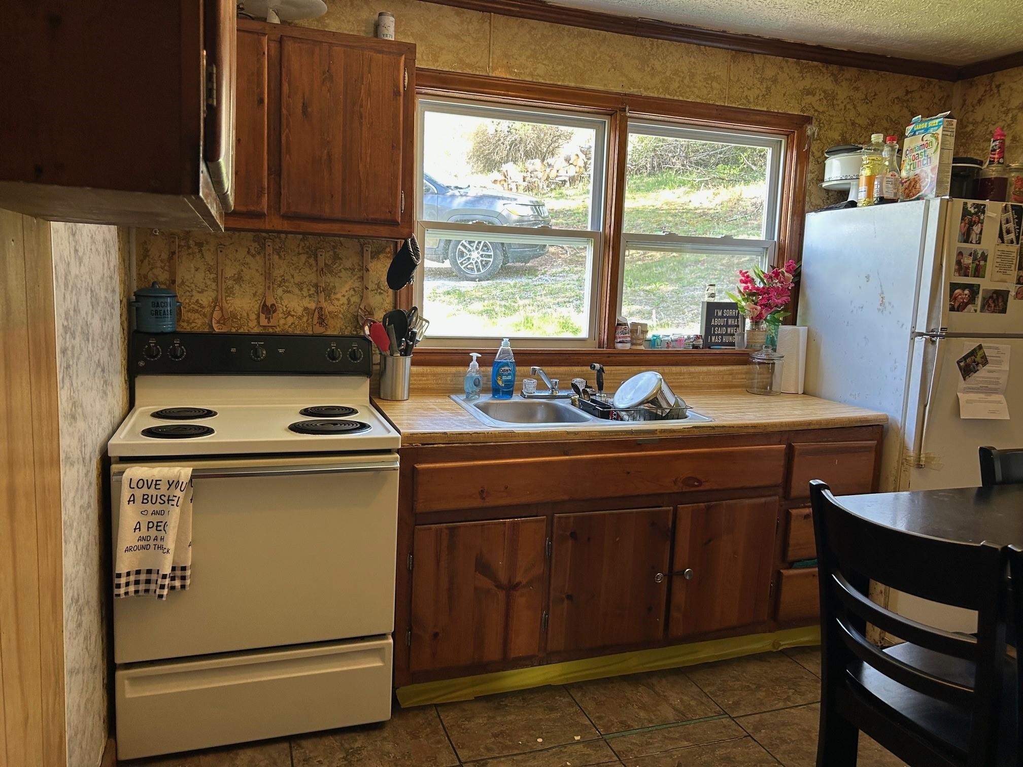 59,204,218,546 Bertha And Bunts Street Pulaski VA 24301