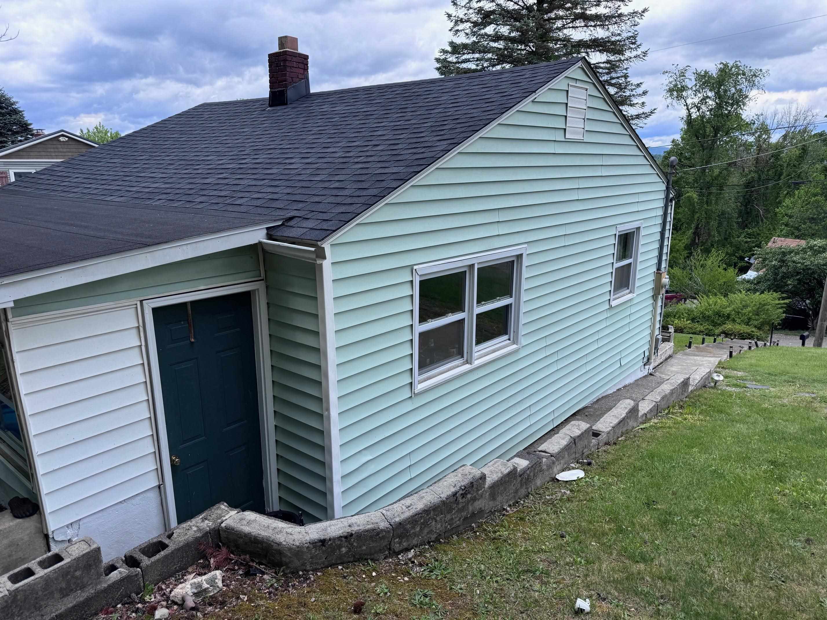 59,204,218,546 Bertha And Bunts Street Pulaski VA 24301