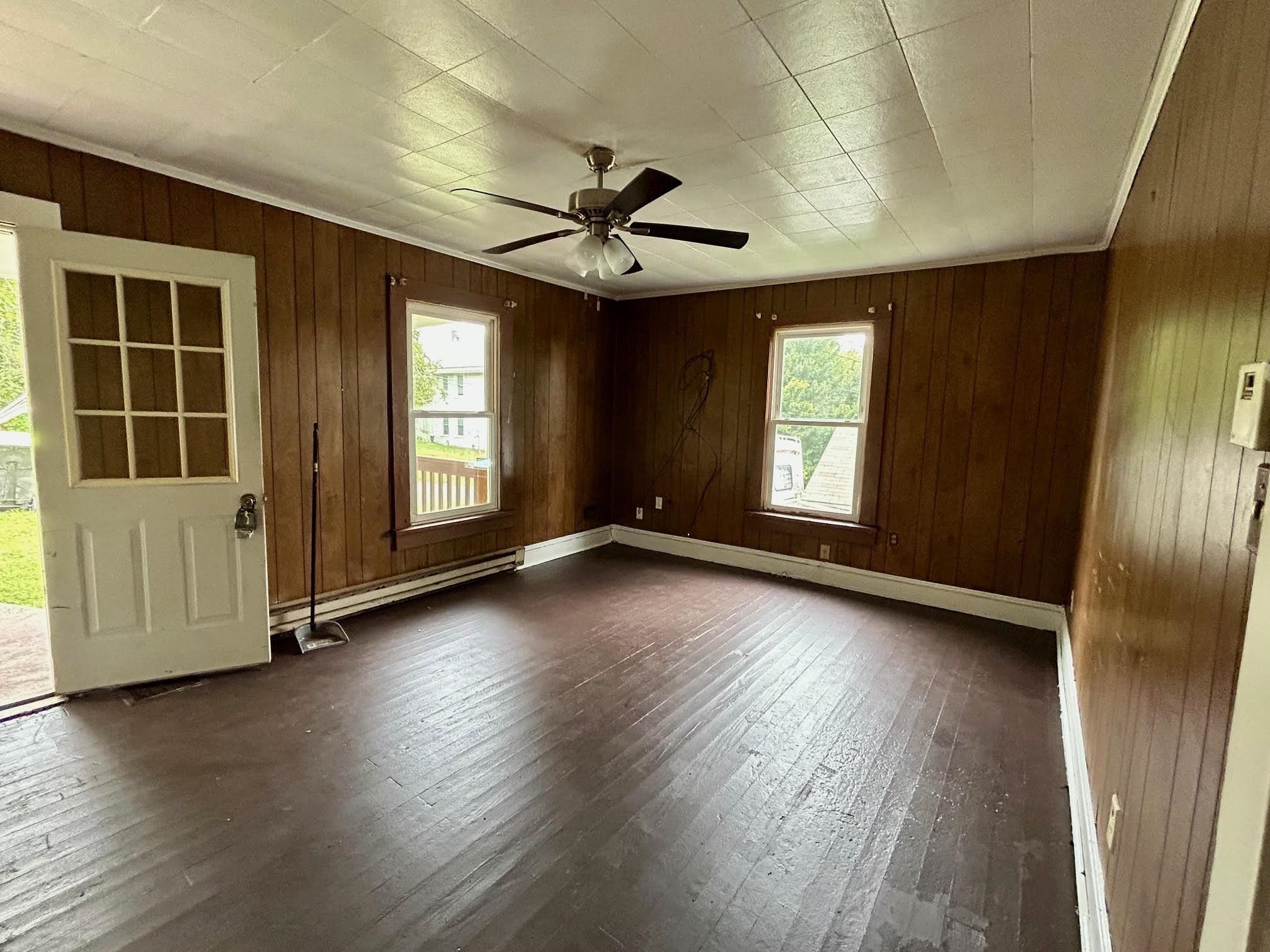 59,204,218,546 Bertha And Bunts Street Pulaski VA 24301