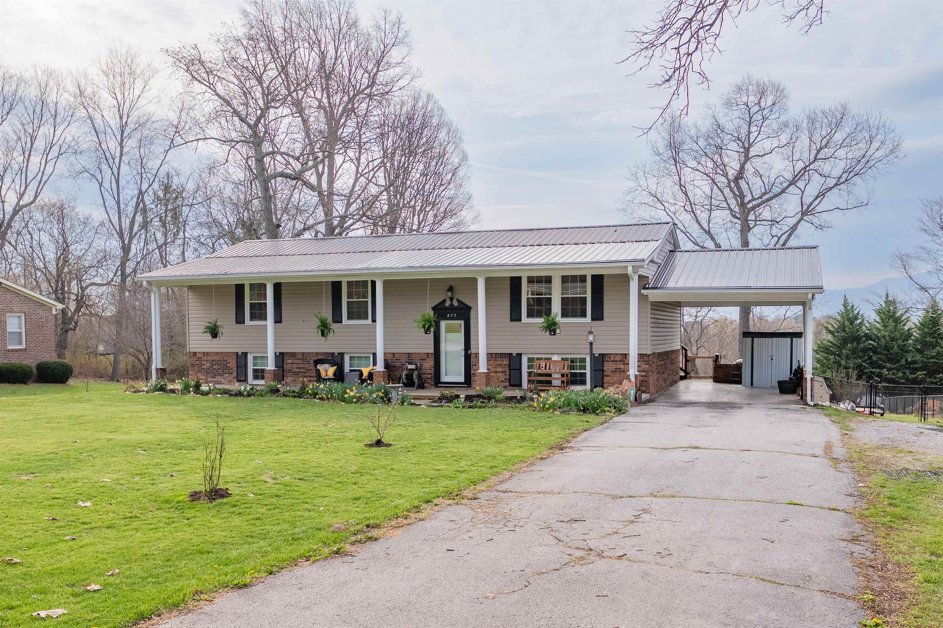 975 Mountain View Drive Street E Wytheville VA 24382