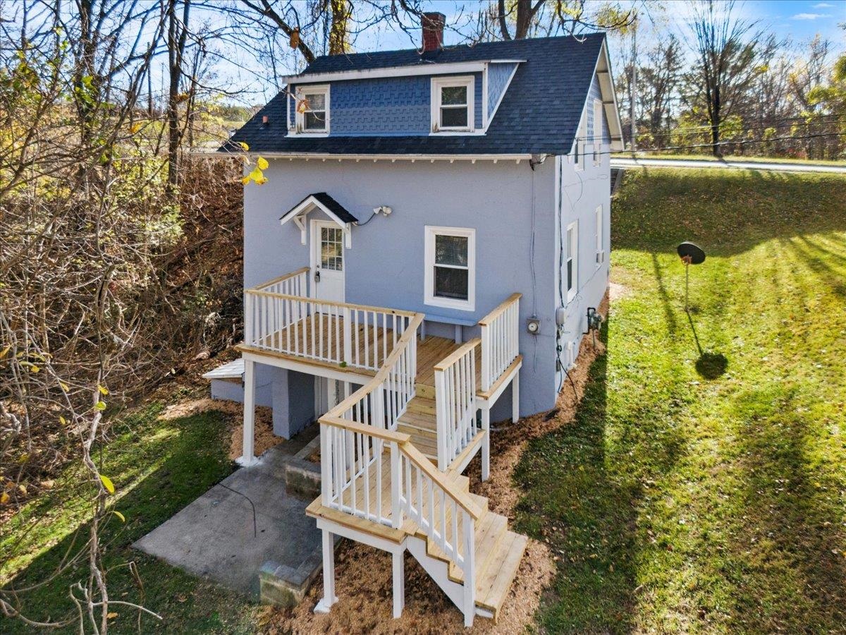 1017-1019 Tyler Avenue Radford VA 24141