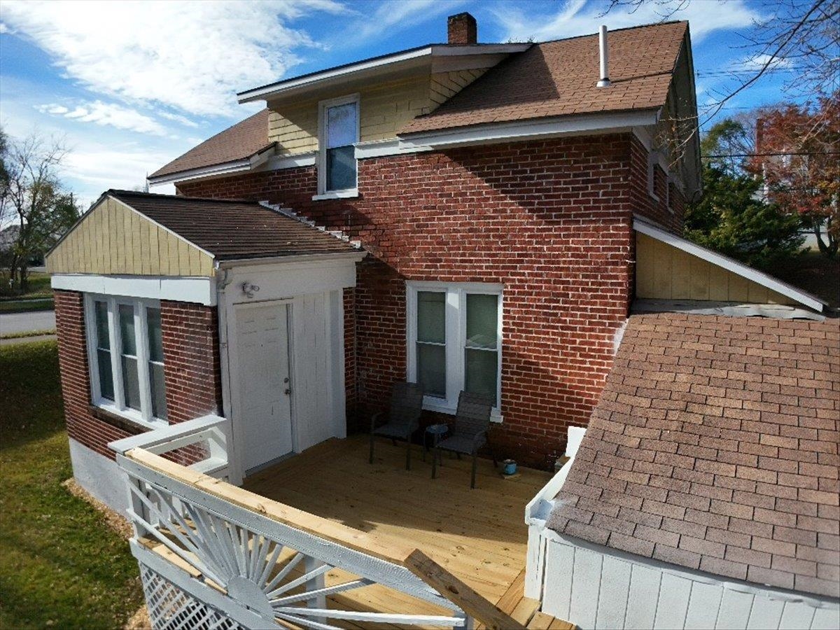 1017-1019 Tyler Avenue Radford VA 24141