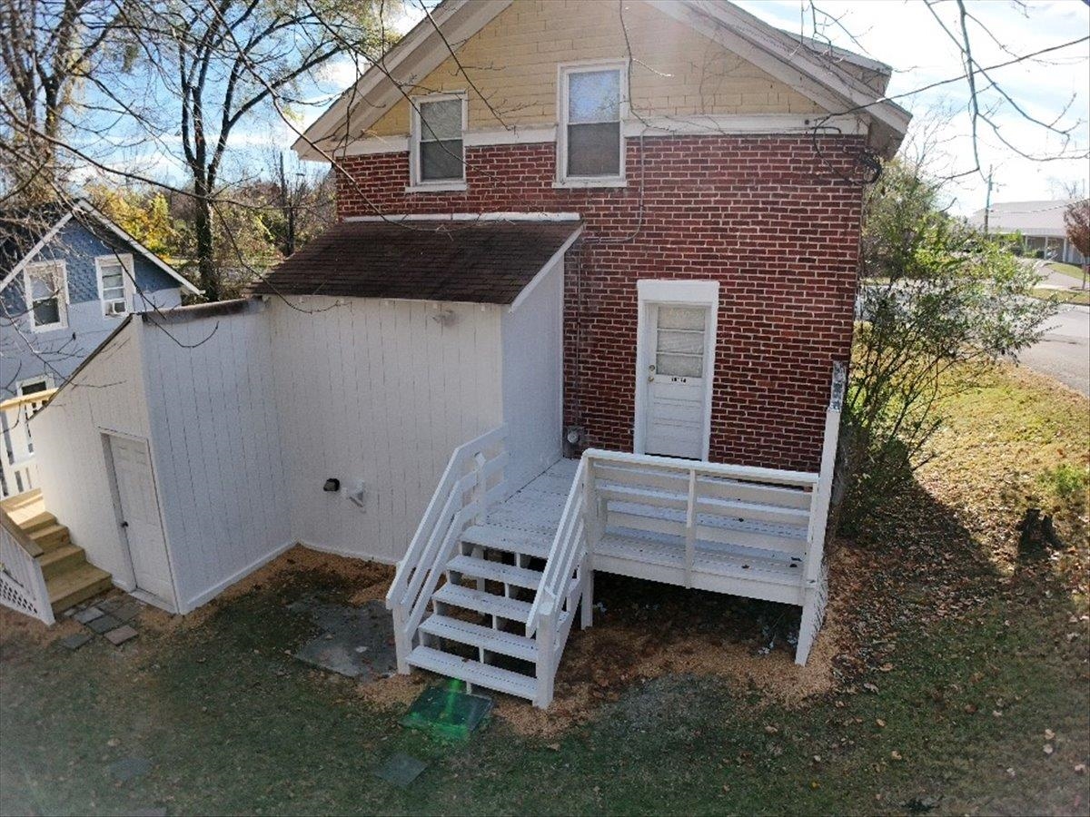 1017-1019 Tyler Avenue Radford VA 24141