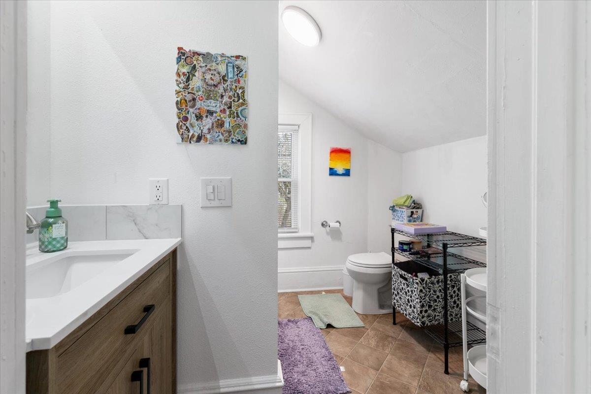 1017-1019 Tyler Avenue Radford VA 24141