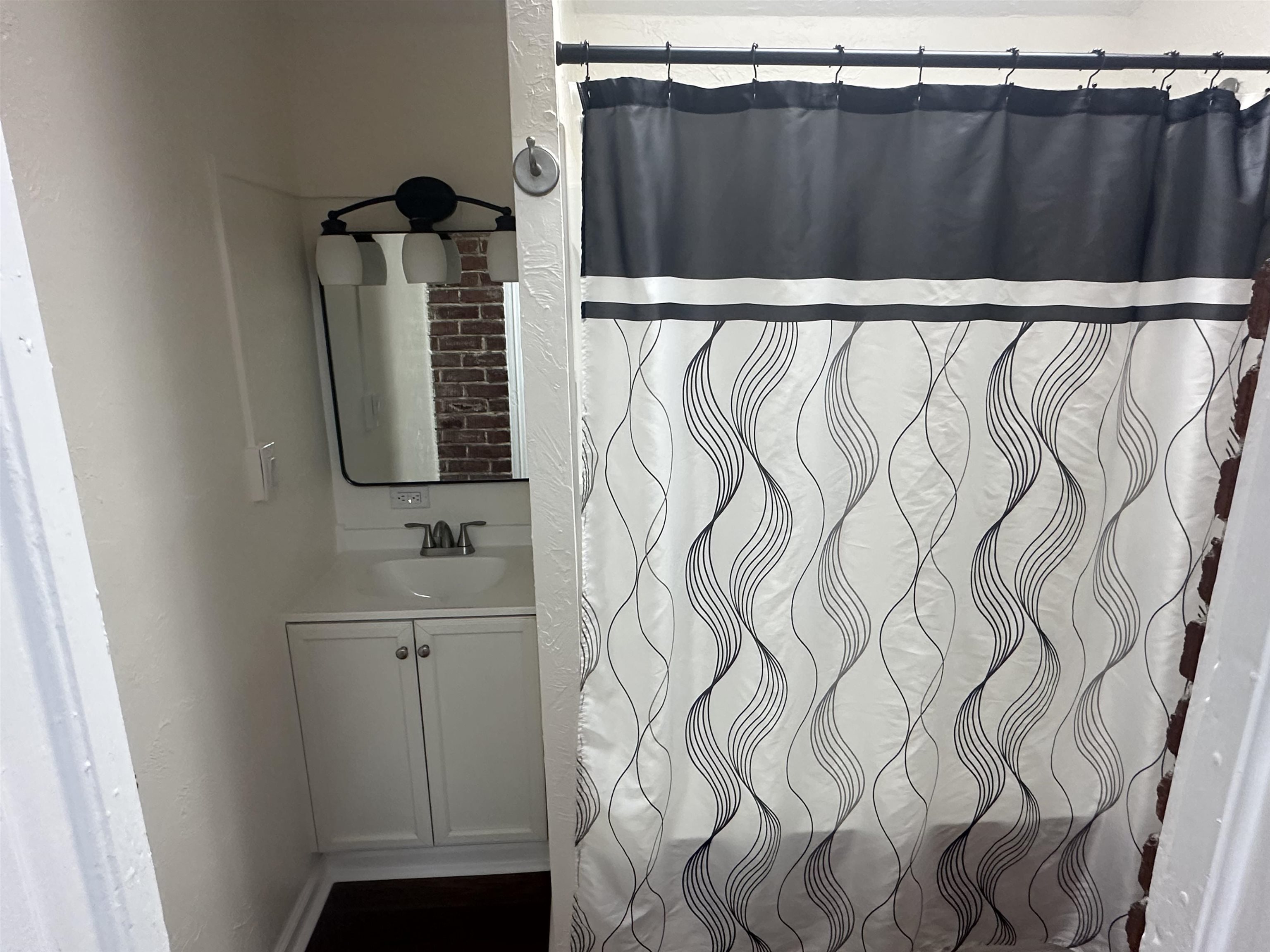 1017-1019 Tyler Avenue Radford VA 24141