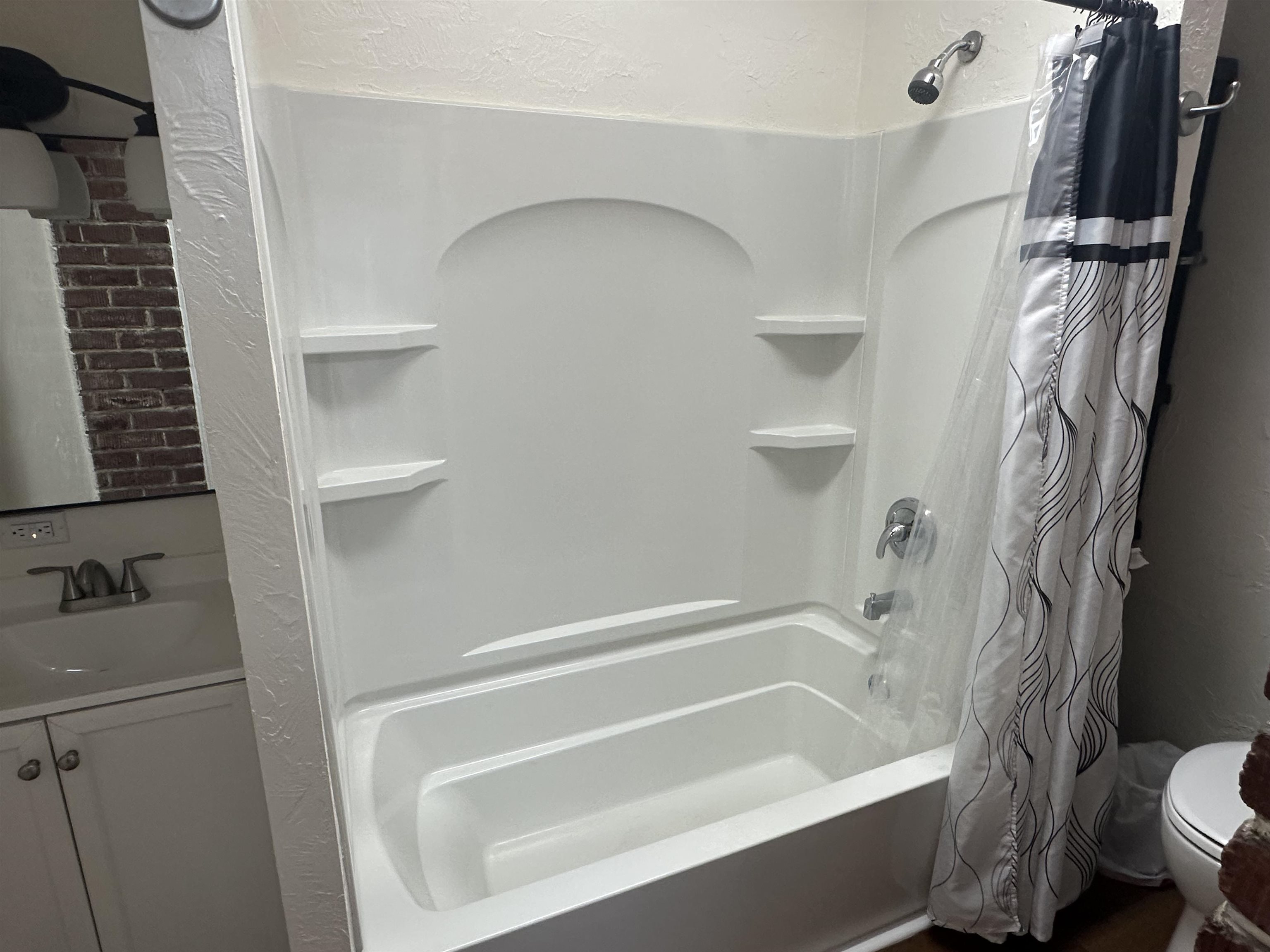 1017-1019 Tyler Avenue Radford VA 24141