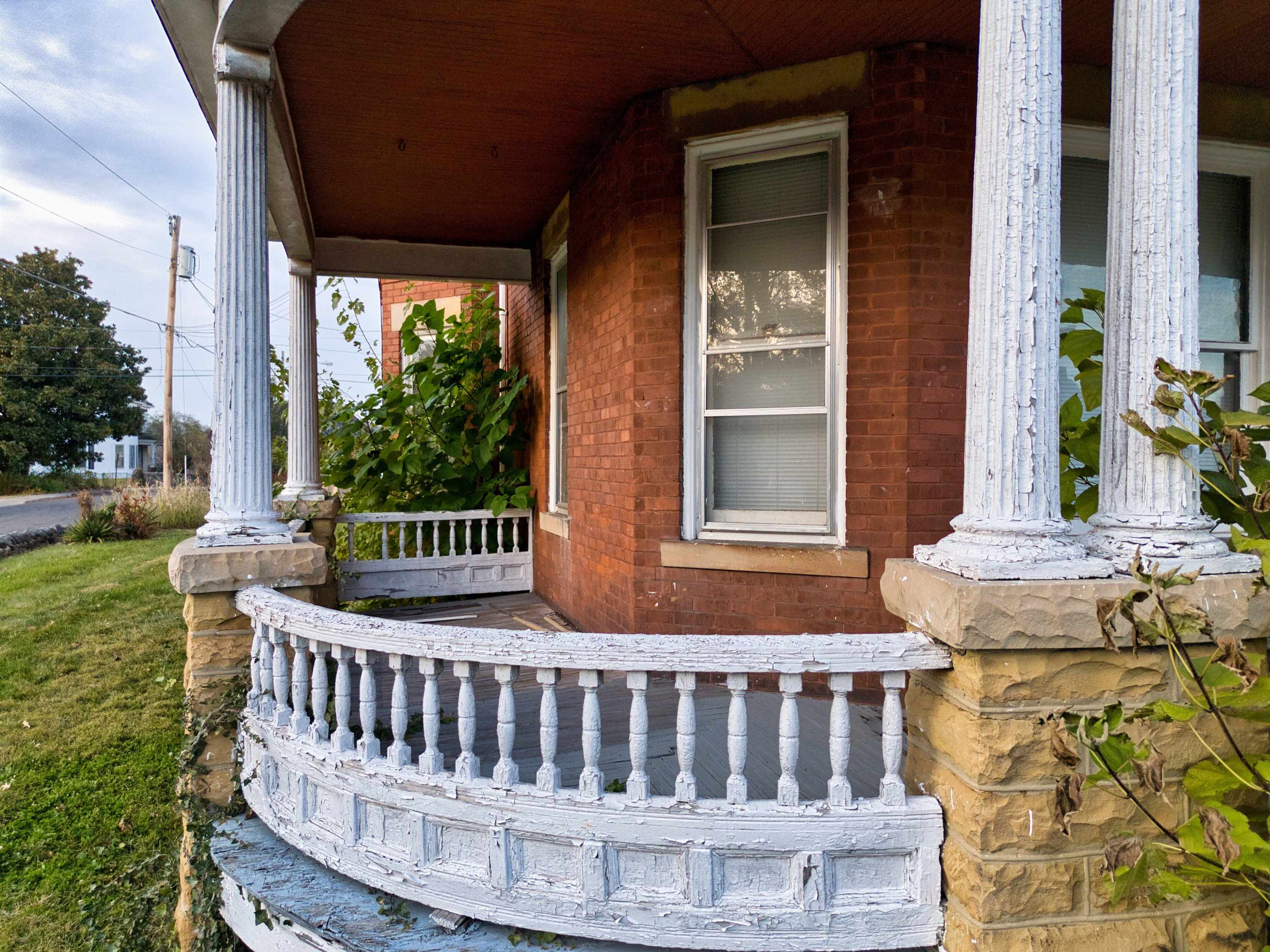 1120 Downey Street Radford VA 24141