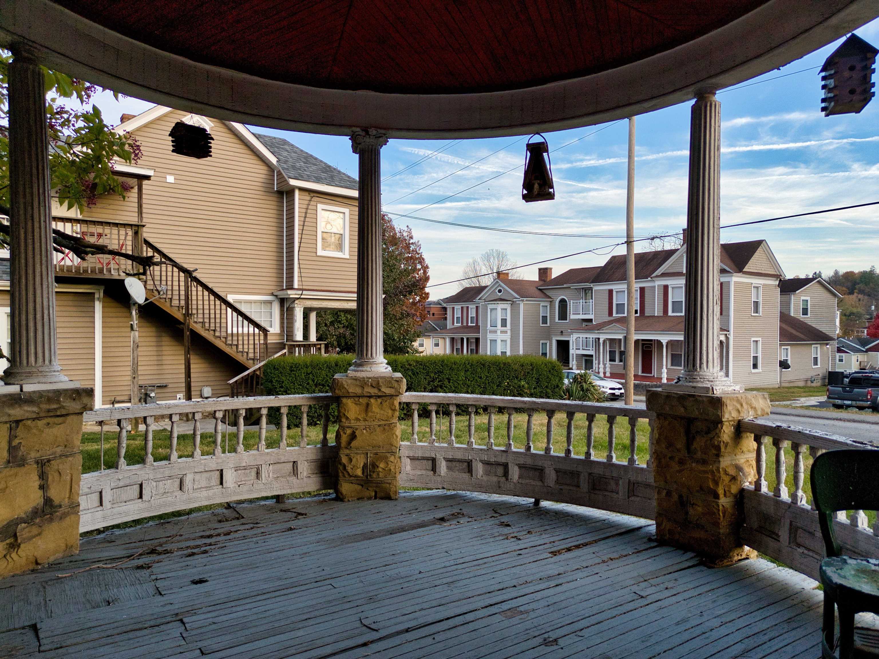 1120 Downey Street Radford VA 24141