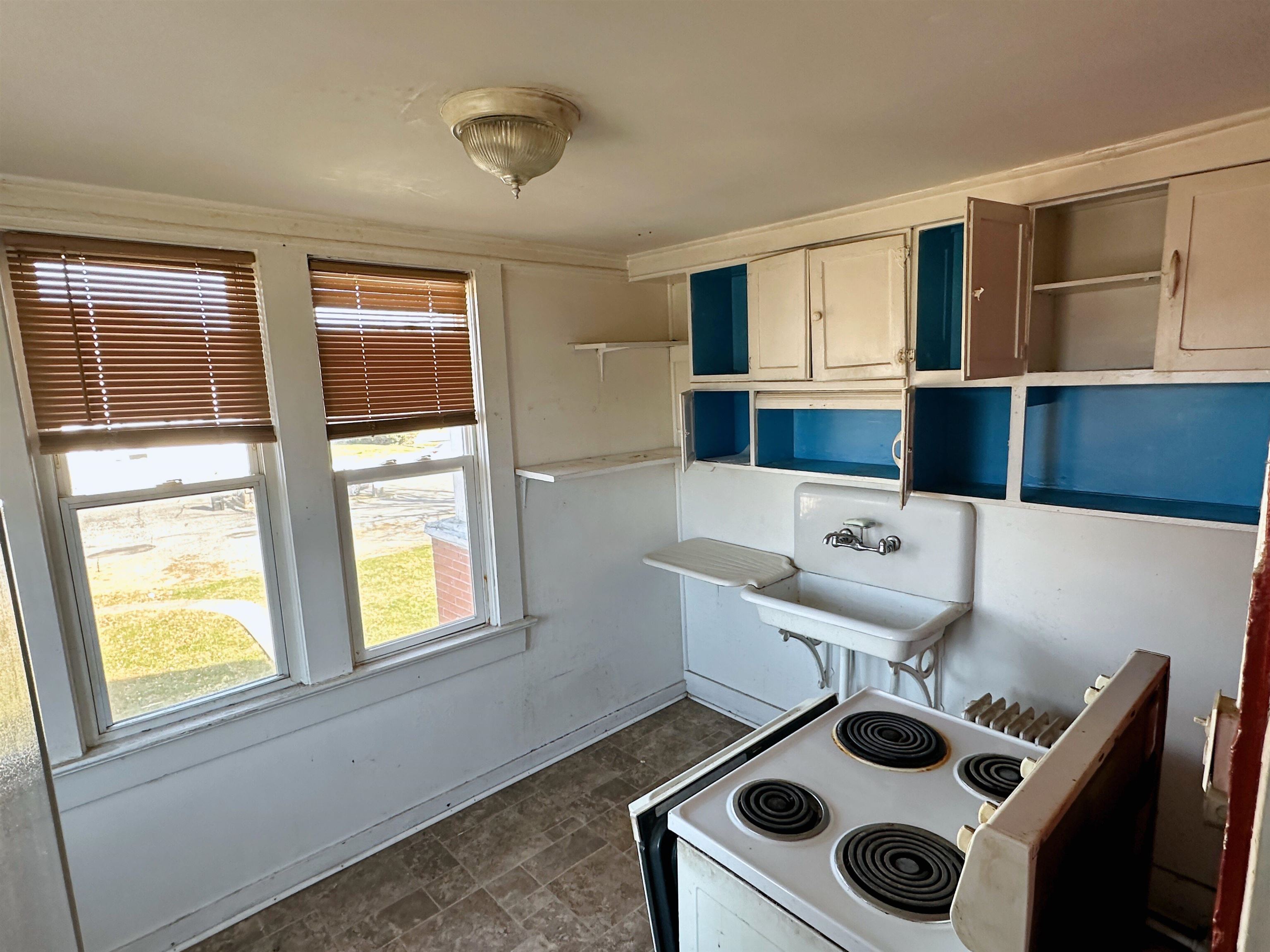 1120 Downey Street Radford VA 24141