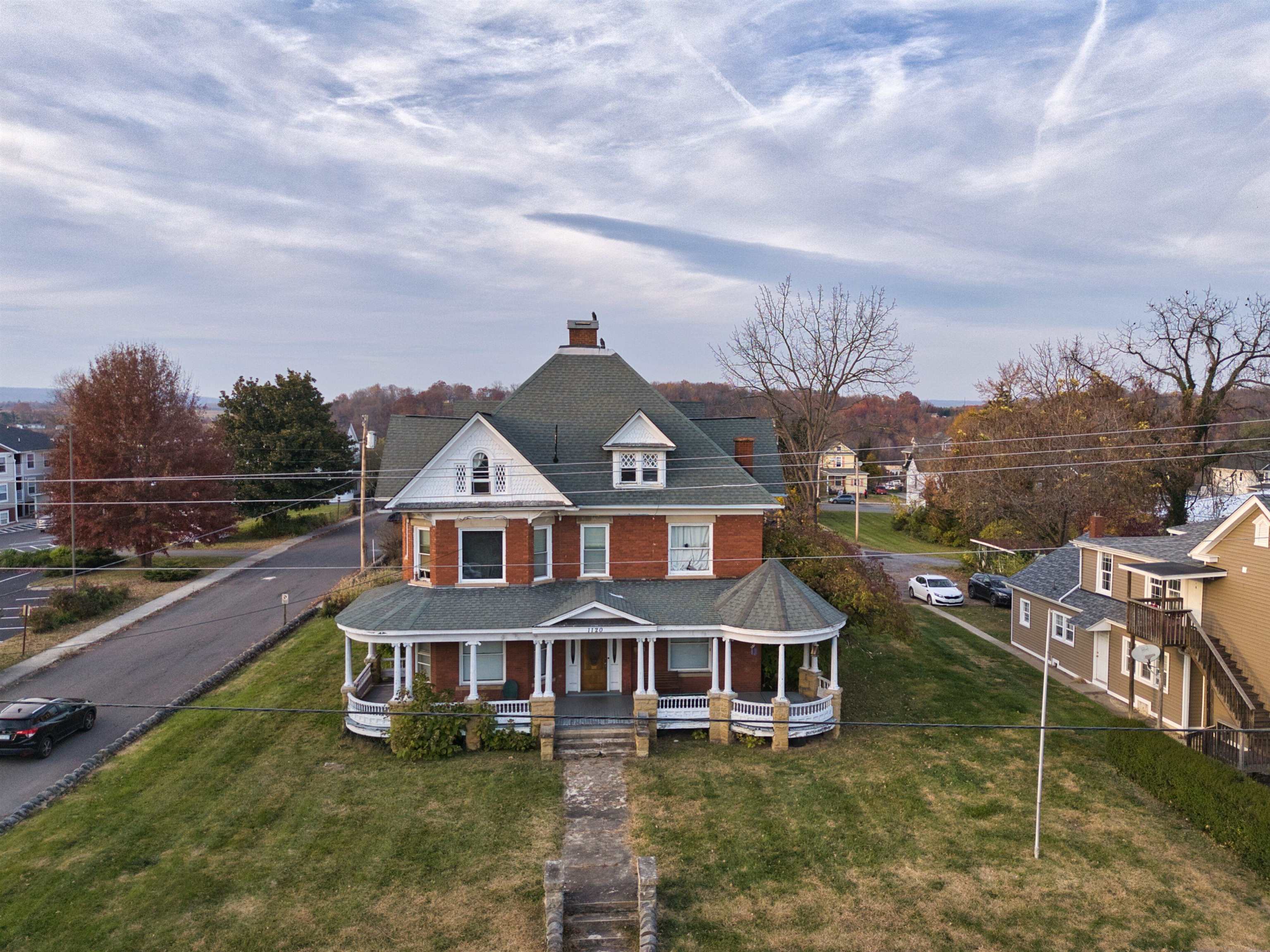 1120 Downey Street Radford VA 24141