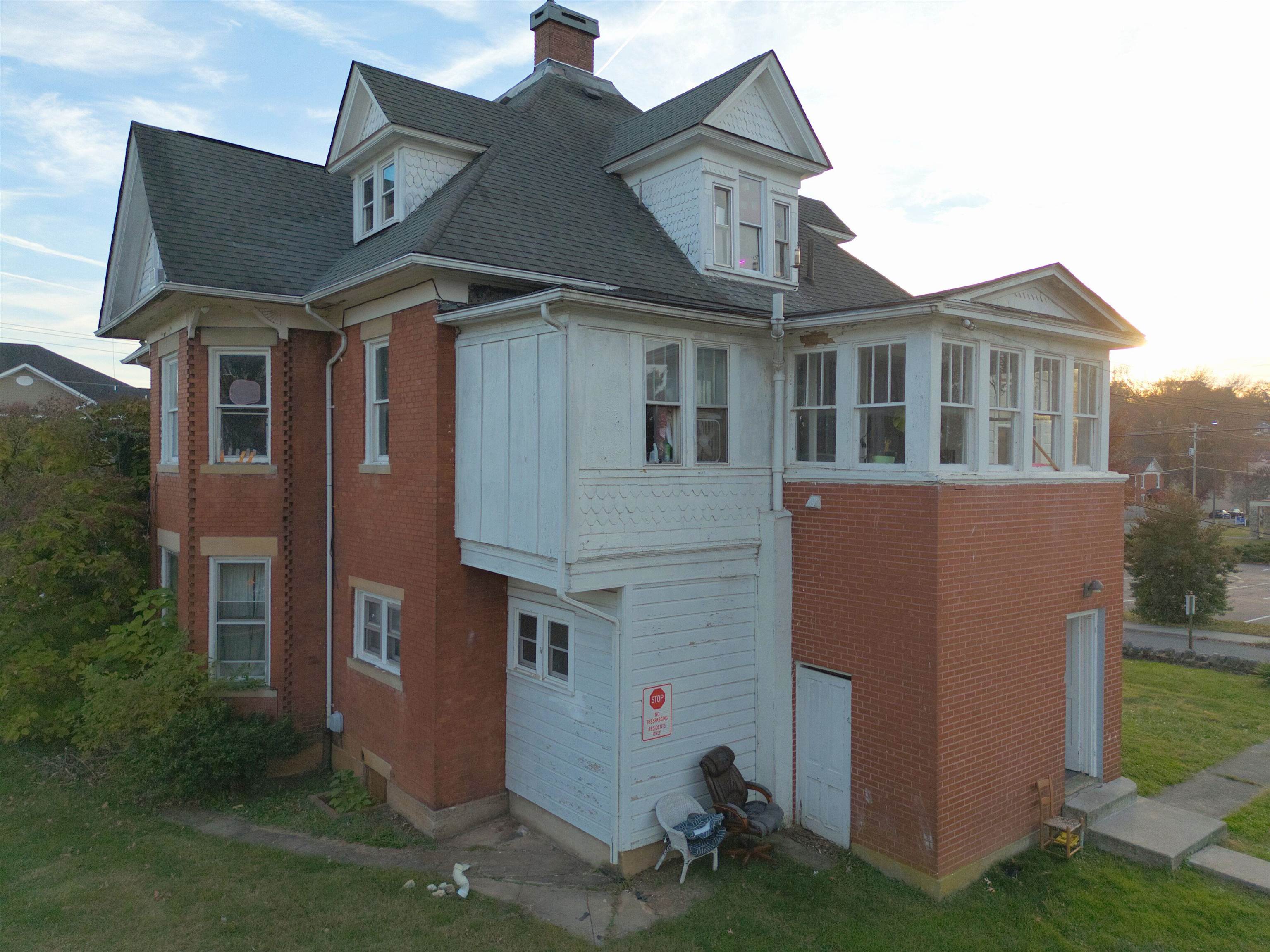 1120 Downey Street Radford VA 24141