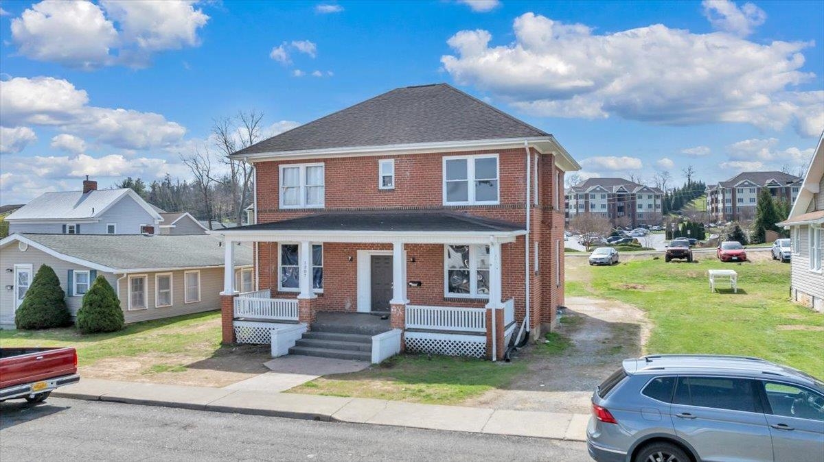 1201 - 1217 Fairfax Street Radford VA 24141
