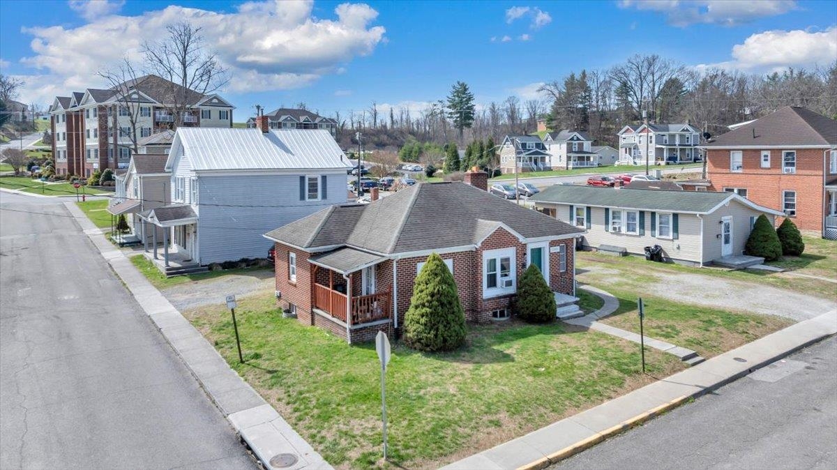1201 - 1217 Fairfax Street Radford VA 24141