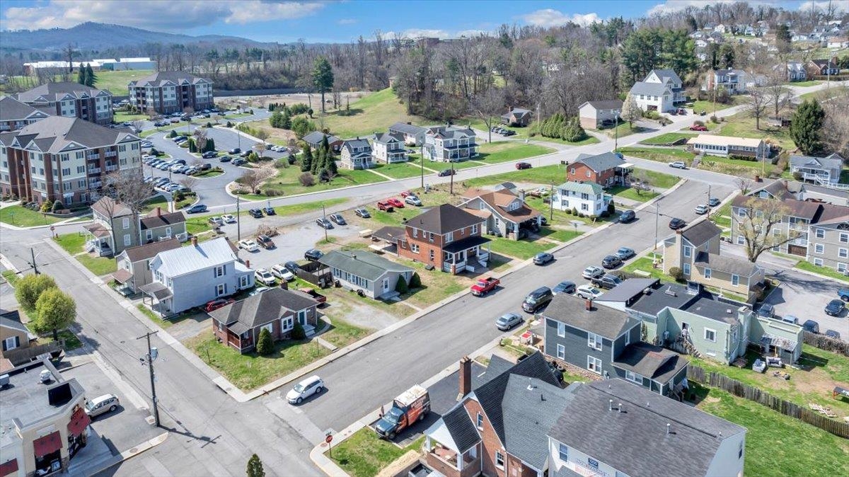 1201 - 1217 Fairfax Street Radford VA 24141