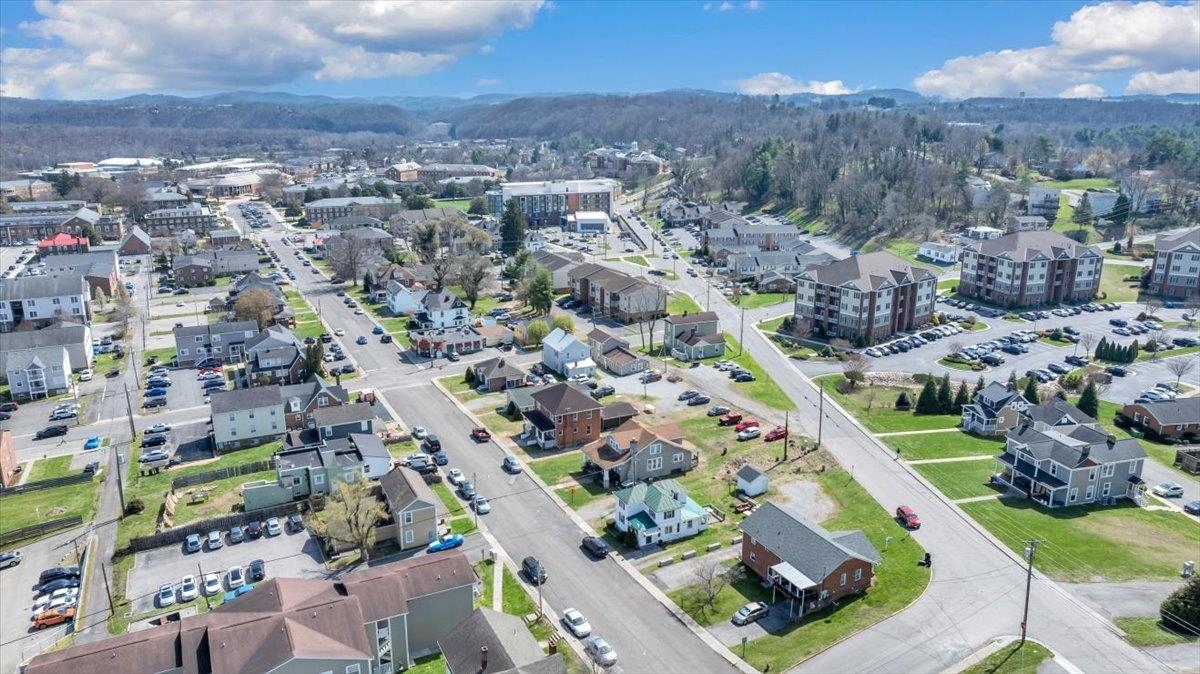 1201 - 1217 Fairfax Street Radford VA 24141