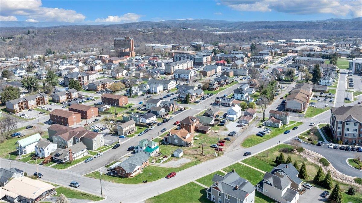 1201 - 1217 Fairfax Street Radford VA 24141