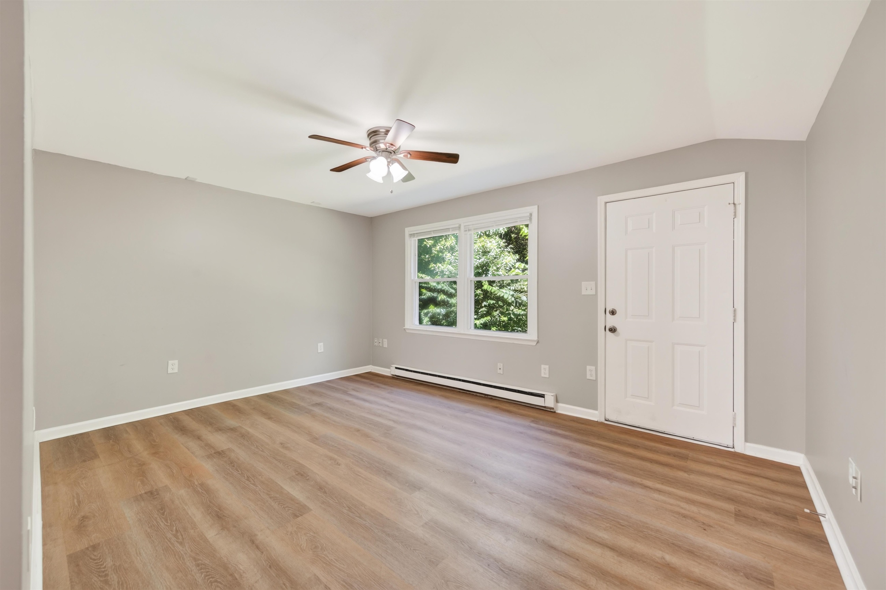 1548 Gallimore Street Christiansburg VA 24073