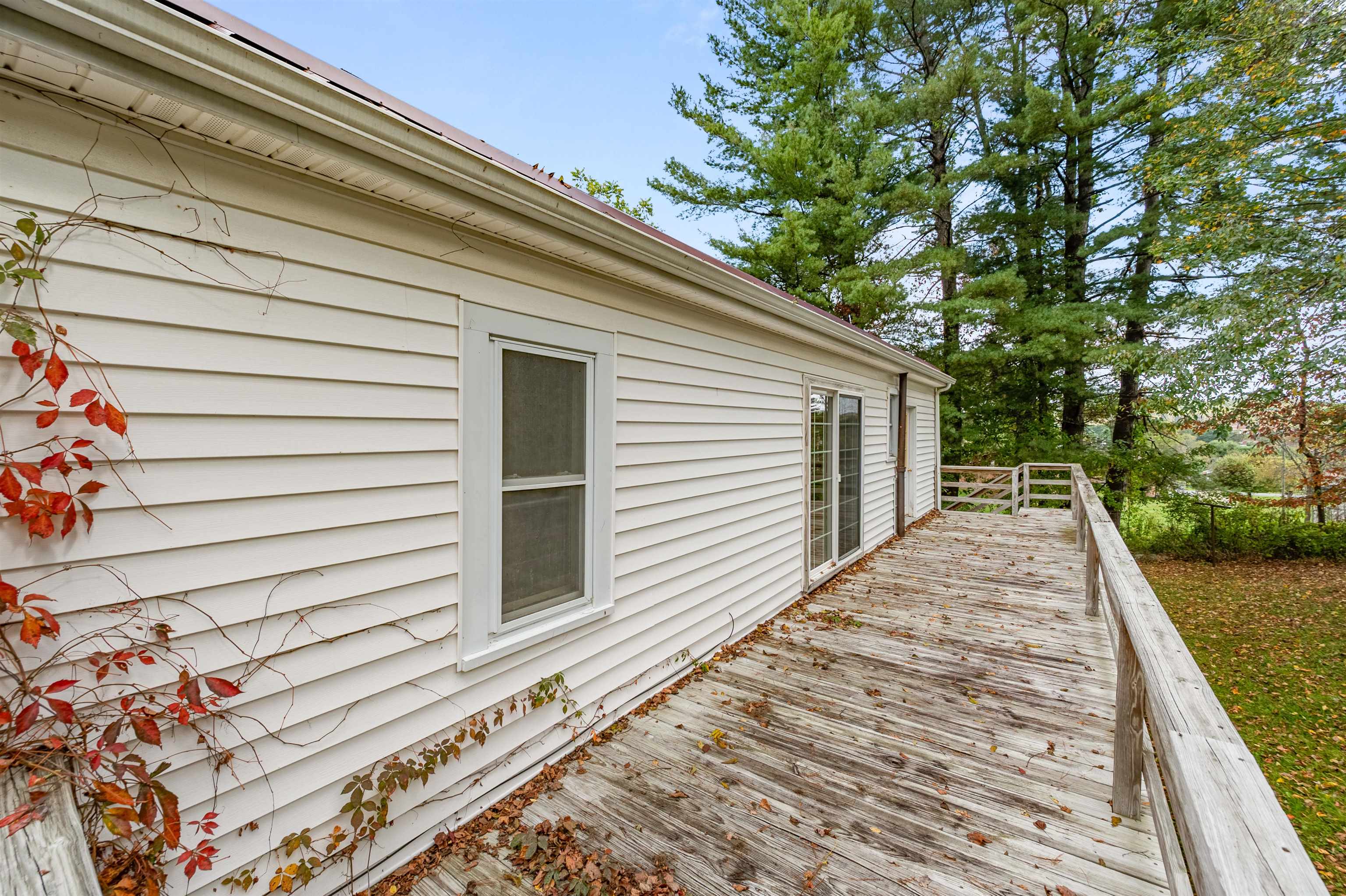 1003 W Stuart Drive Galax VA 24333