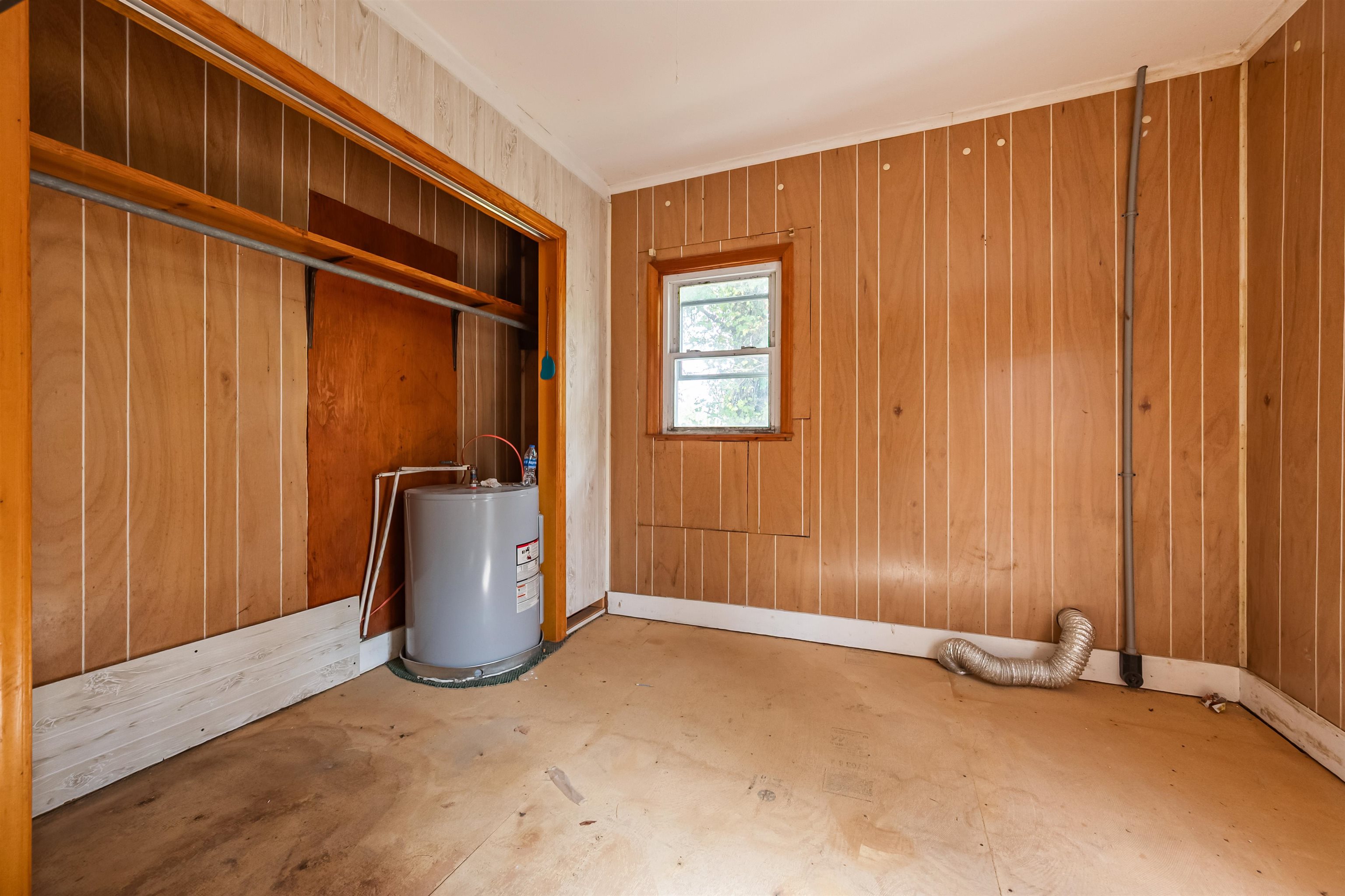 1003 W Stuart Drive Galax VA 24333